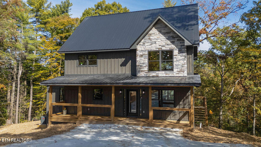 2759 Owls Cove Way Sevierville TN 37862