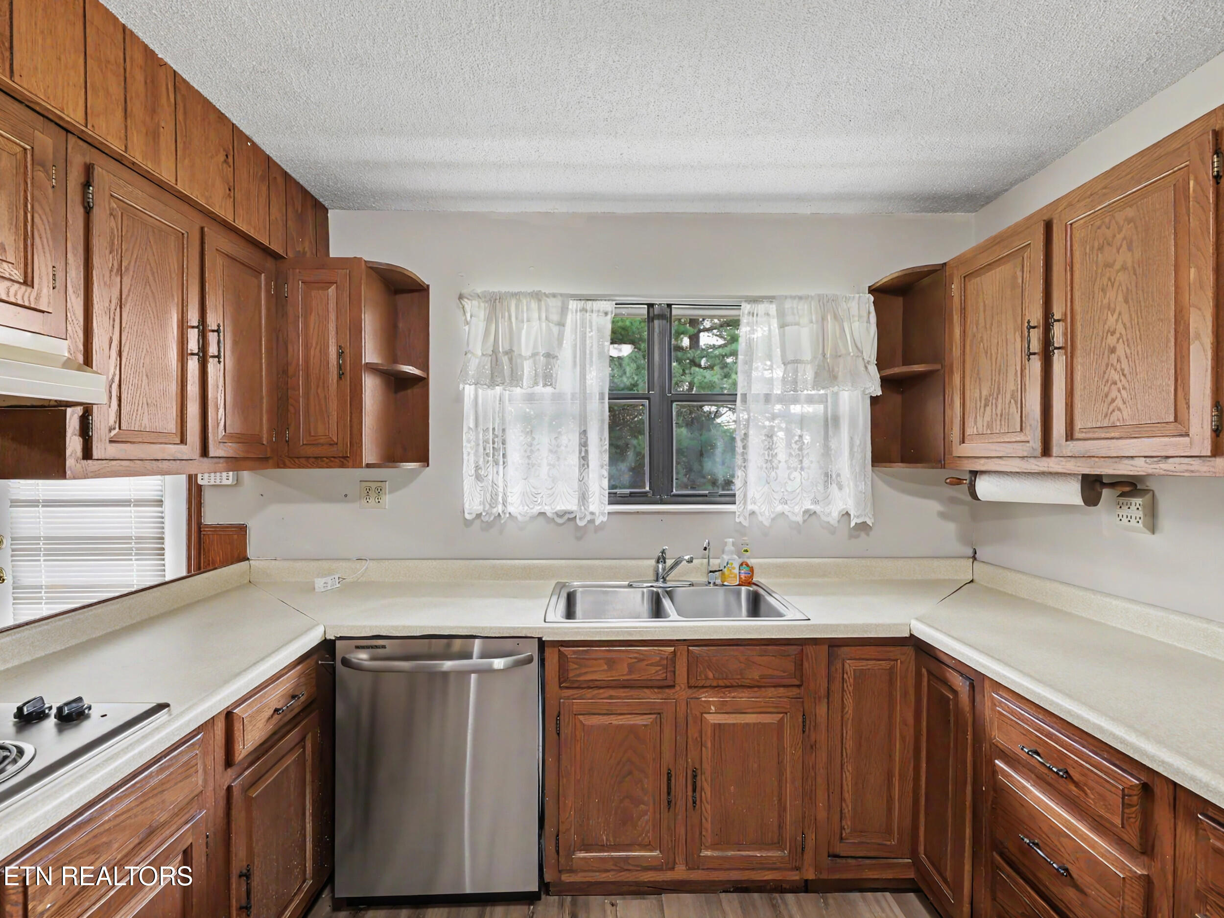 3229 Clover Hill Ridge Road Maryville TN 37801