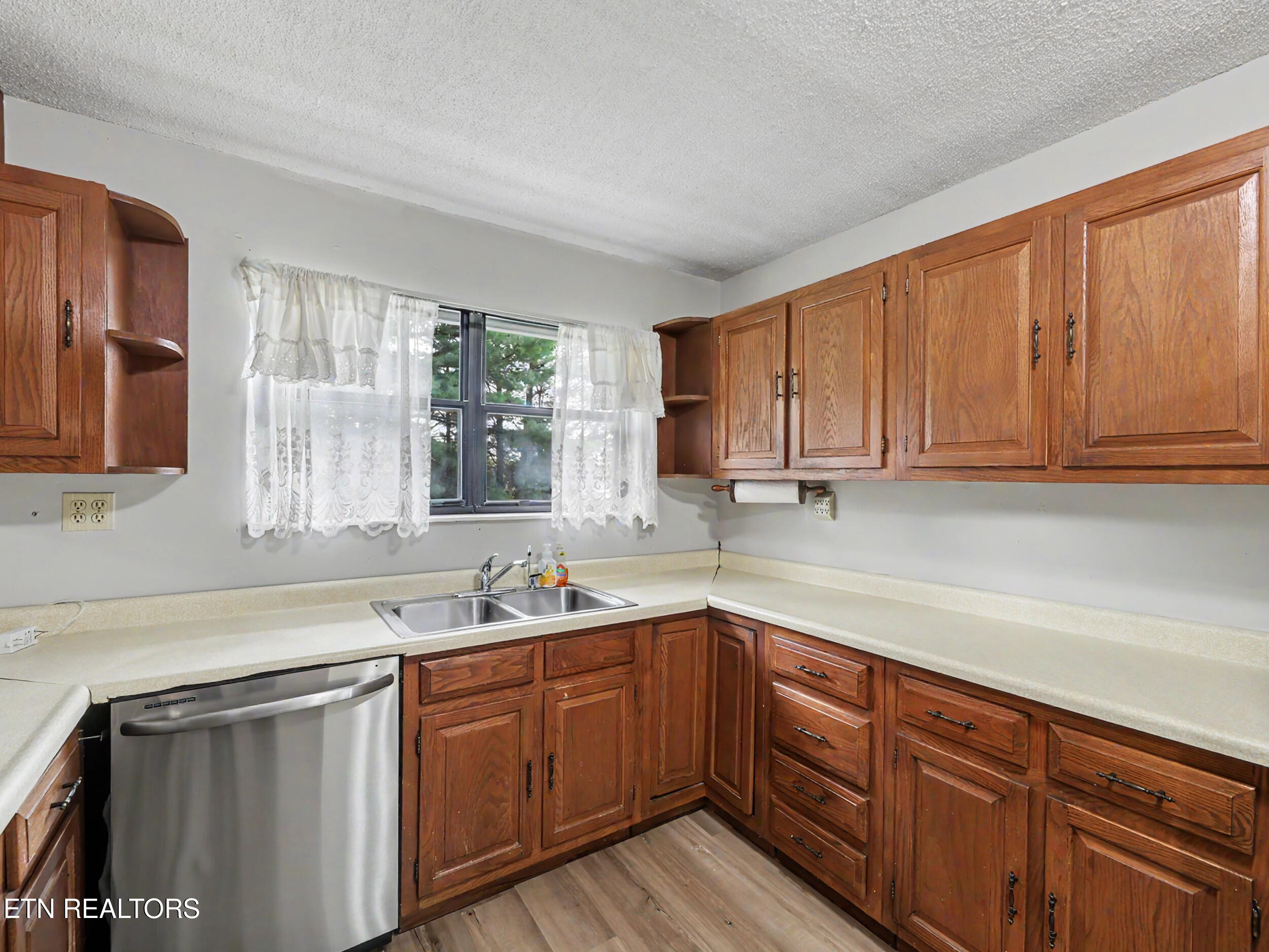 3229 Clover Hill Ridge Road Maryville TN 37801