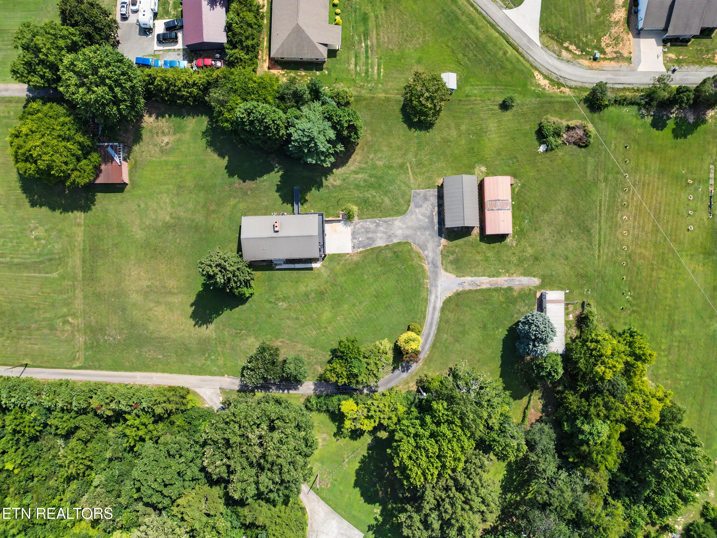 3229 Clover Hill Ridge Road Maryville TN 37801