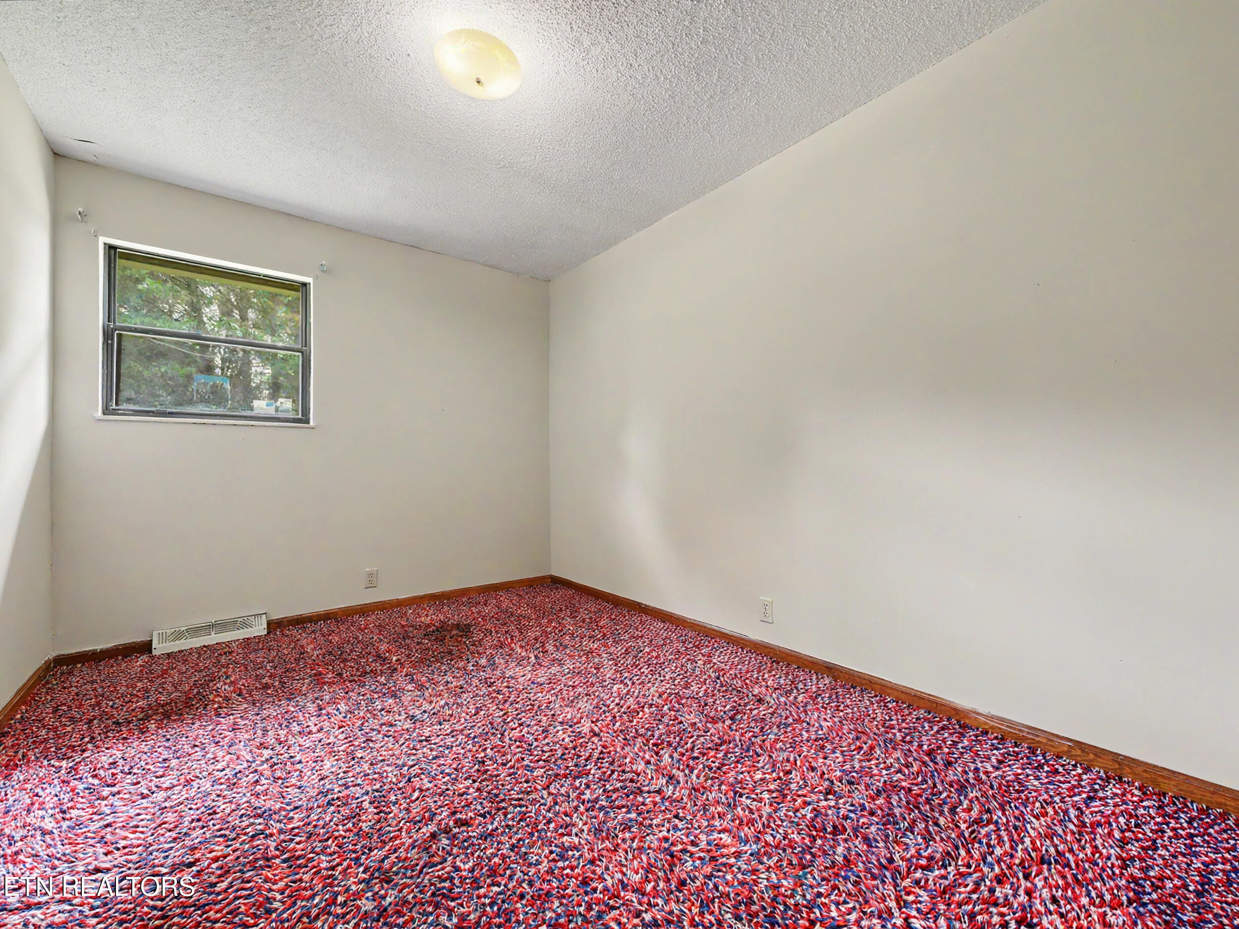 3229 Clover Hill Ridge Road Maryville TN 37801