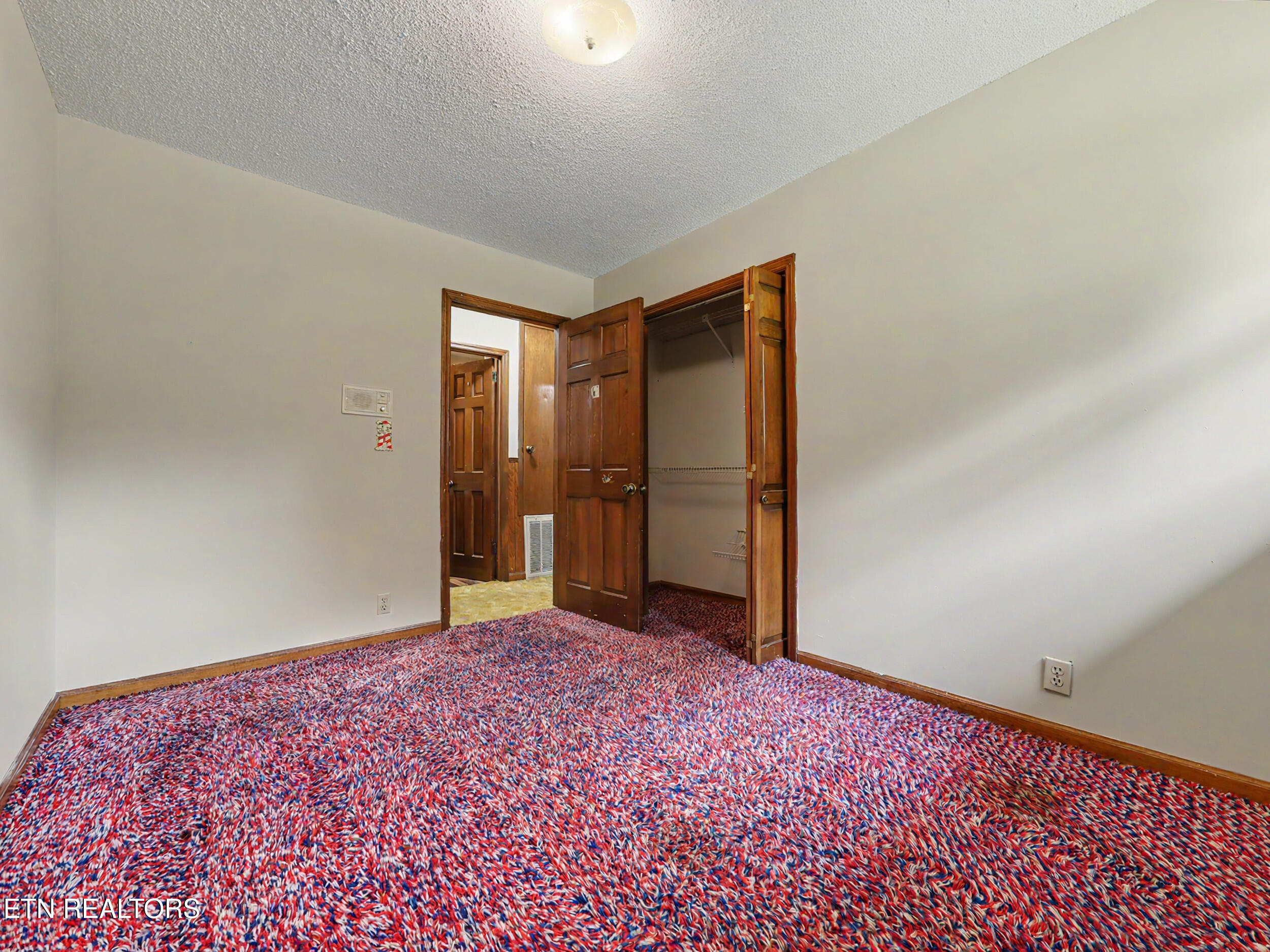 3229 Clover Hill Ridge Road Maryville TN 37801