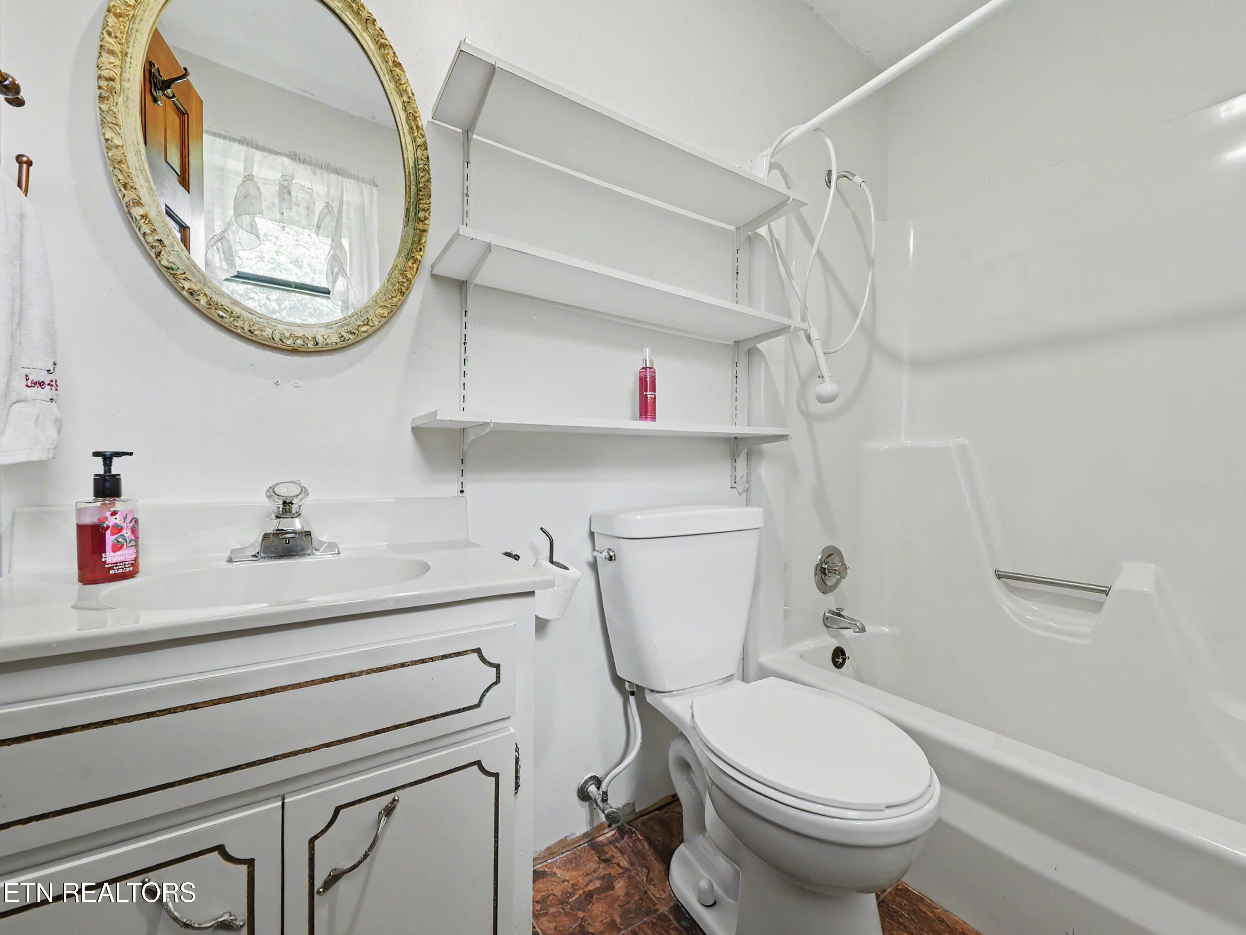 3229 Clover Hill Ridge Road Maryville TN 37801
