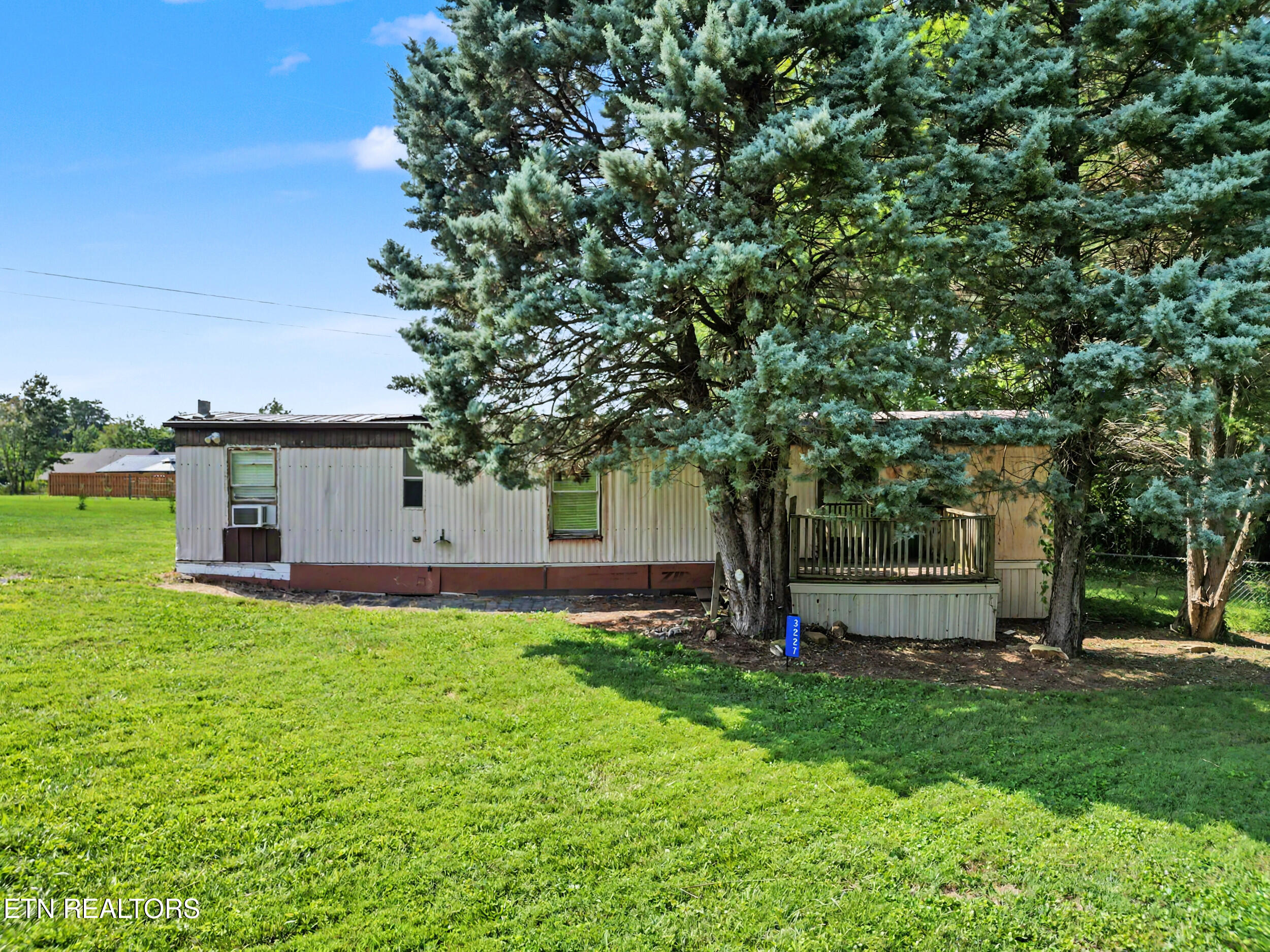 3229 Clover Hill Ridge Road Maryville TN 37801