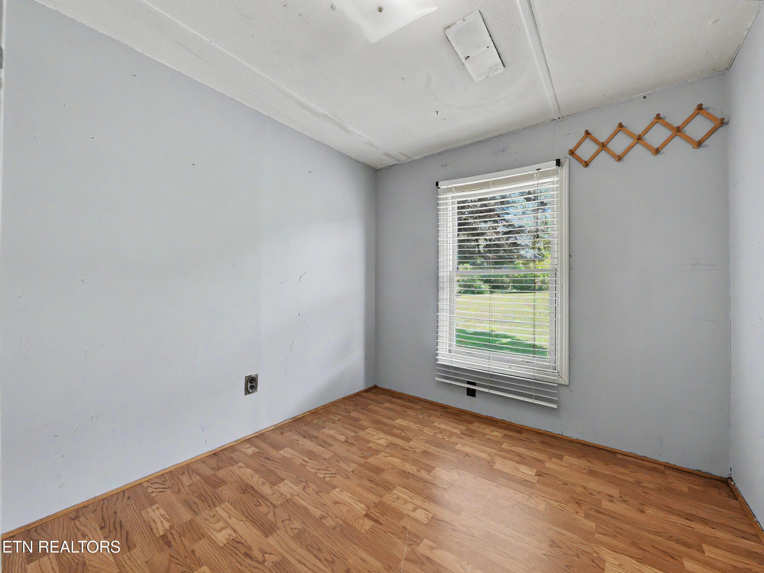 3229 Clover Hill Ridge Road Maryville TN 37801