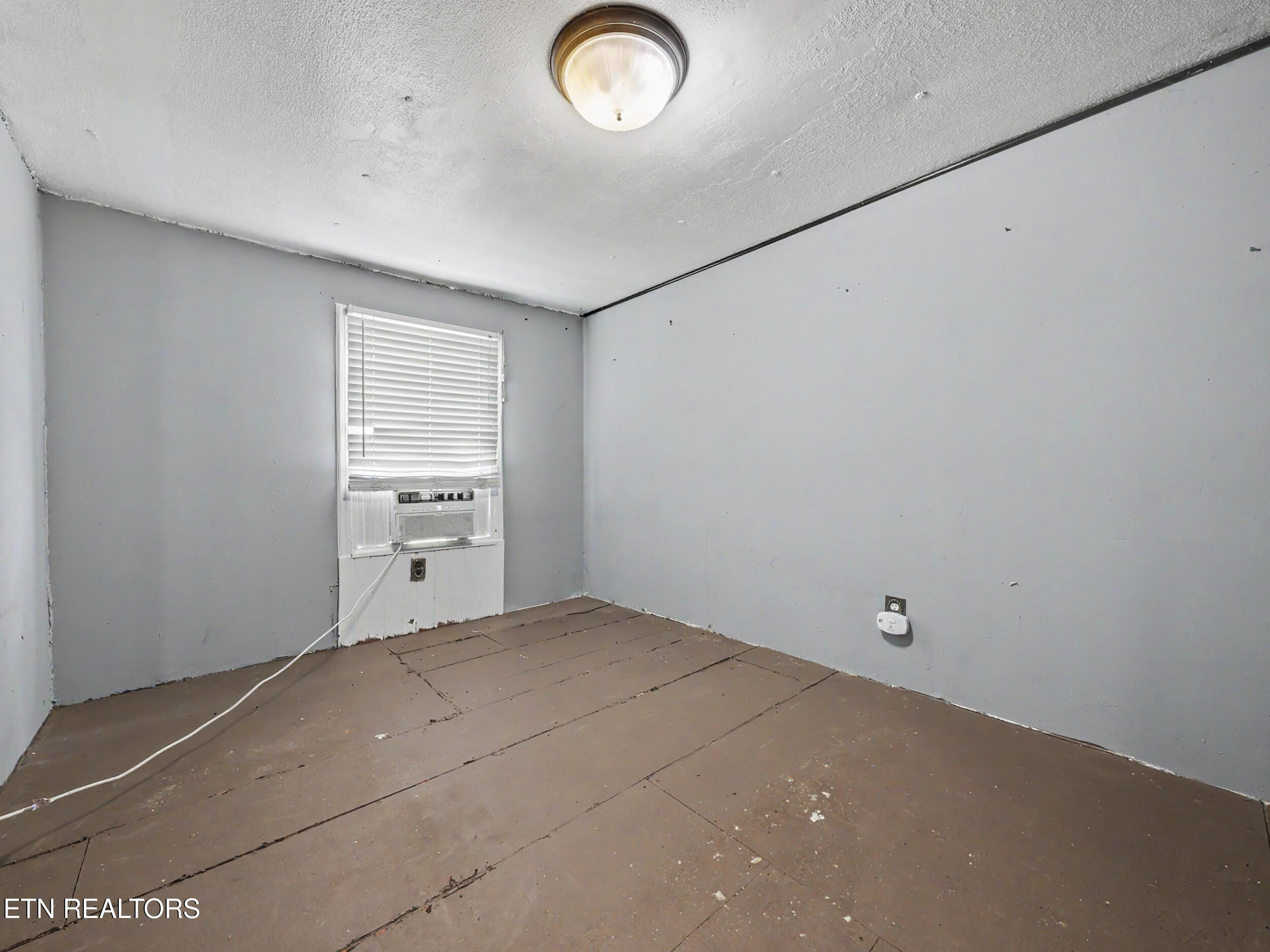 3229 Clover Hill Ridge Road Maryville TN 37801