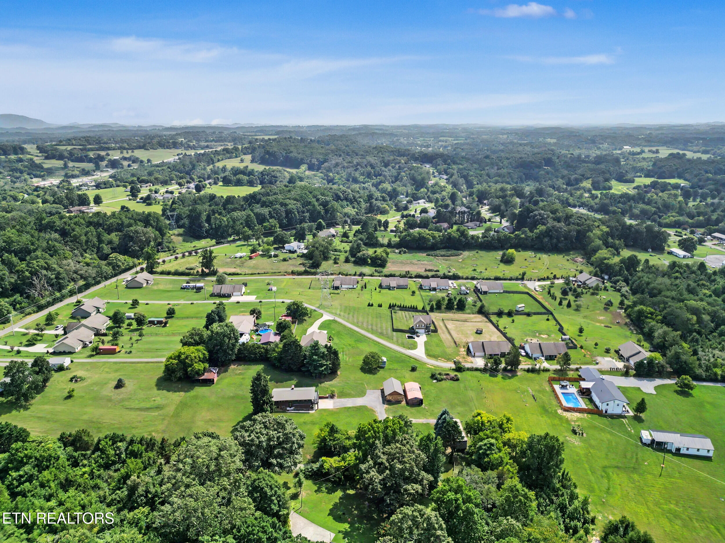 3229 Clover Hill Ridge Road Maryville TN 37801