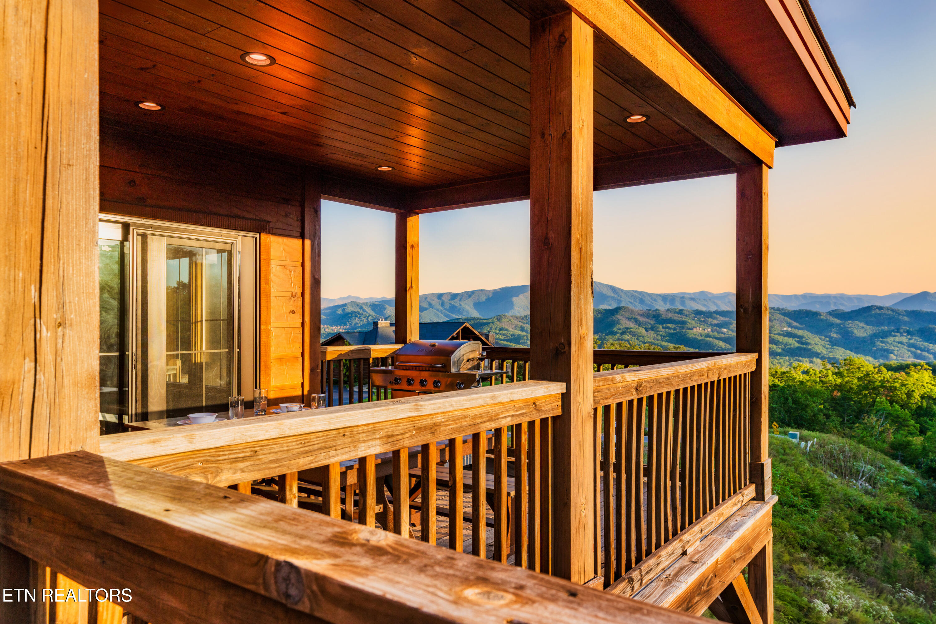 2920 Misty Bluff Trail Sevierville TN 37862