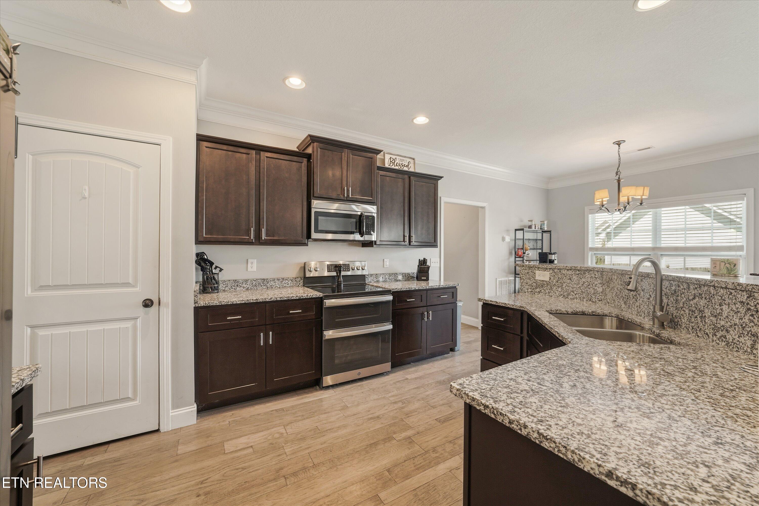 1227 Meadowmist Lane Maryville TN 37804
