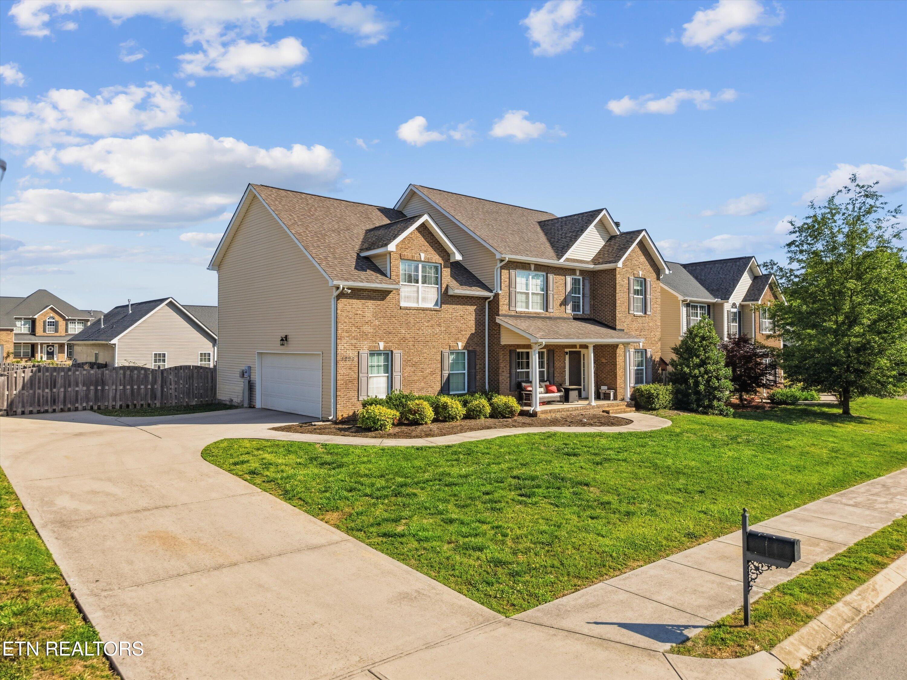 1227 Meadowmist Lane Maryville TN 37804