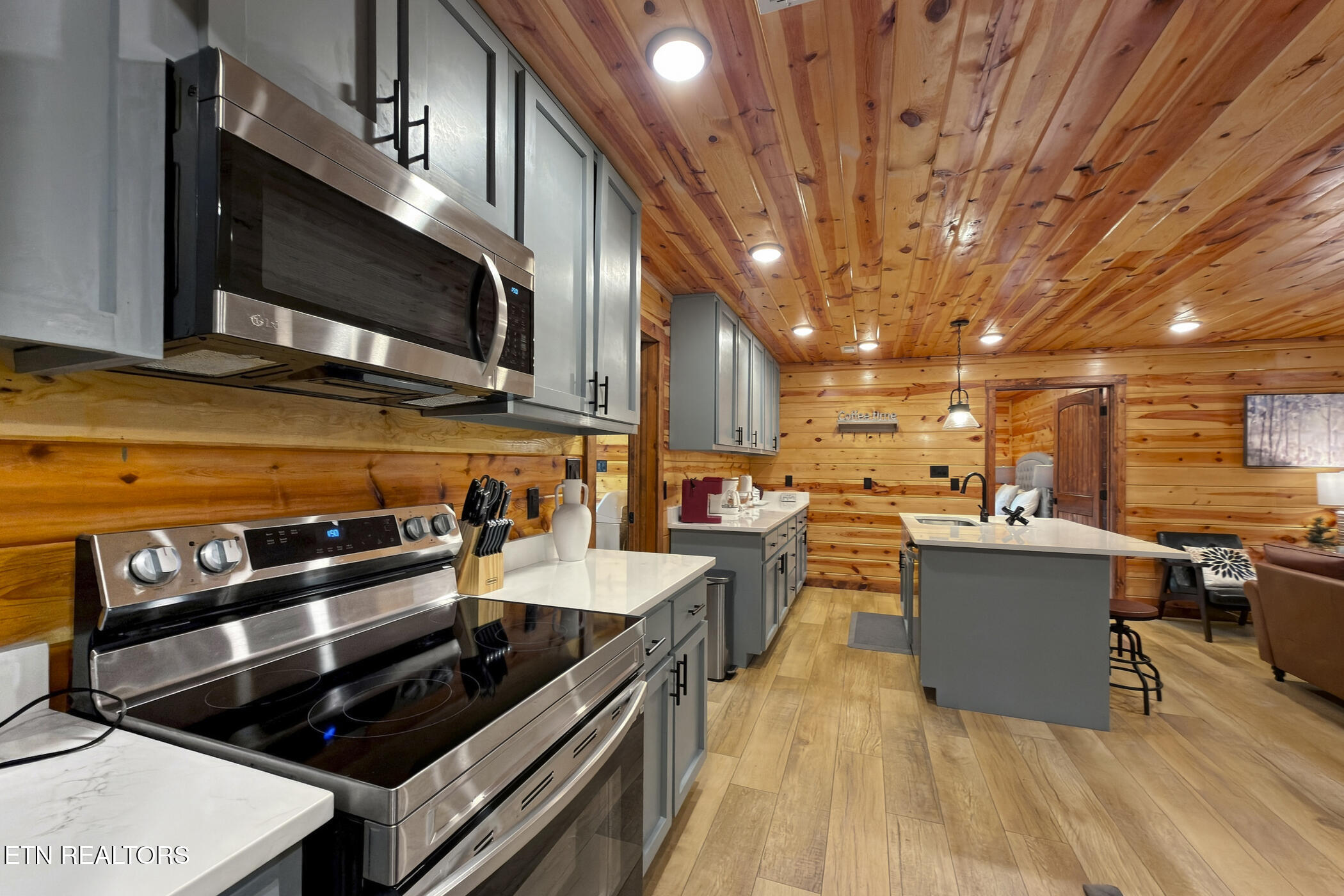 1217 Jayell Road Sevierville TN 37862