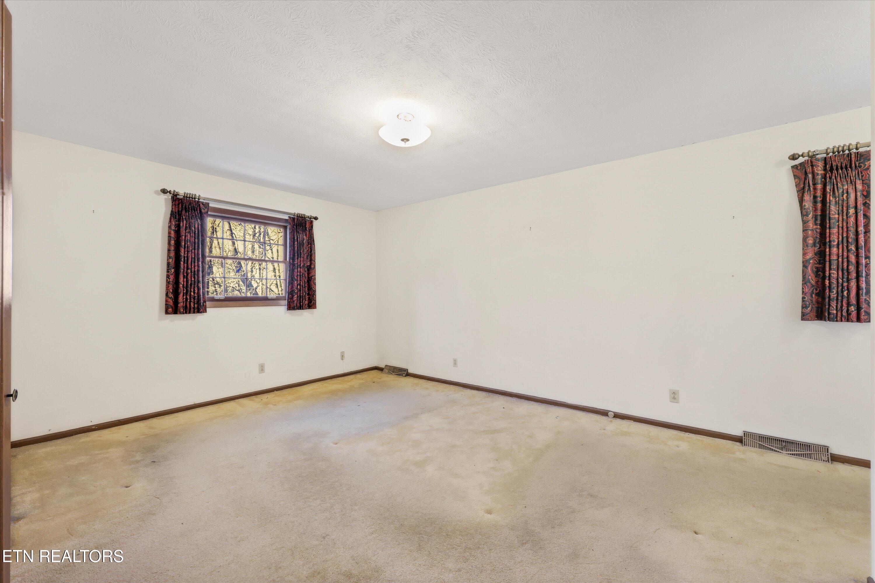 104 Windgate Road Oak Ridge TN 37830