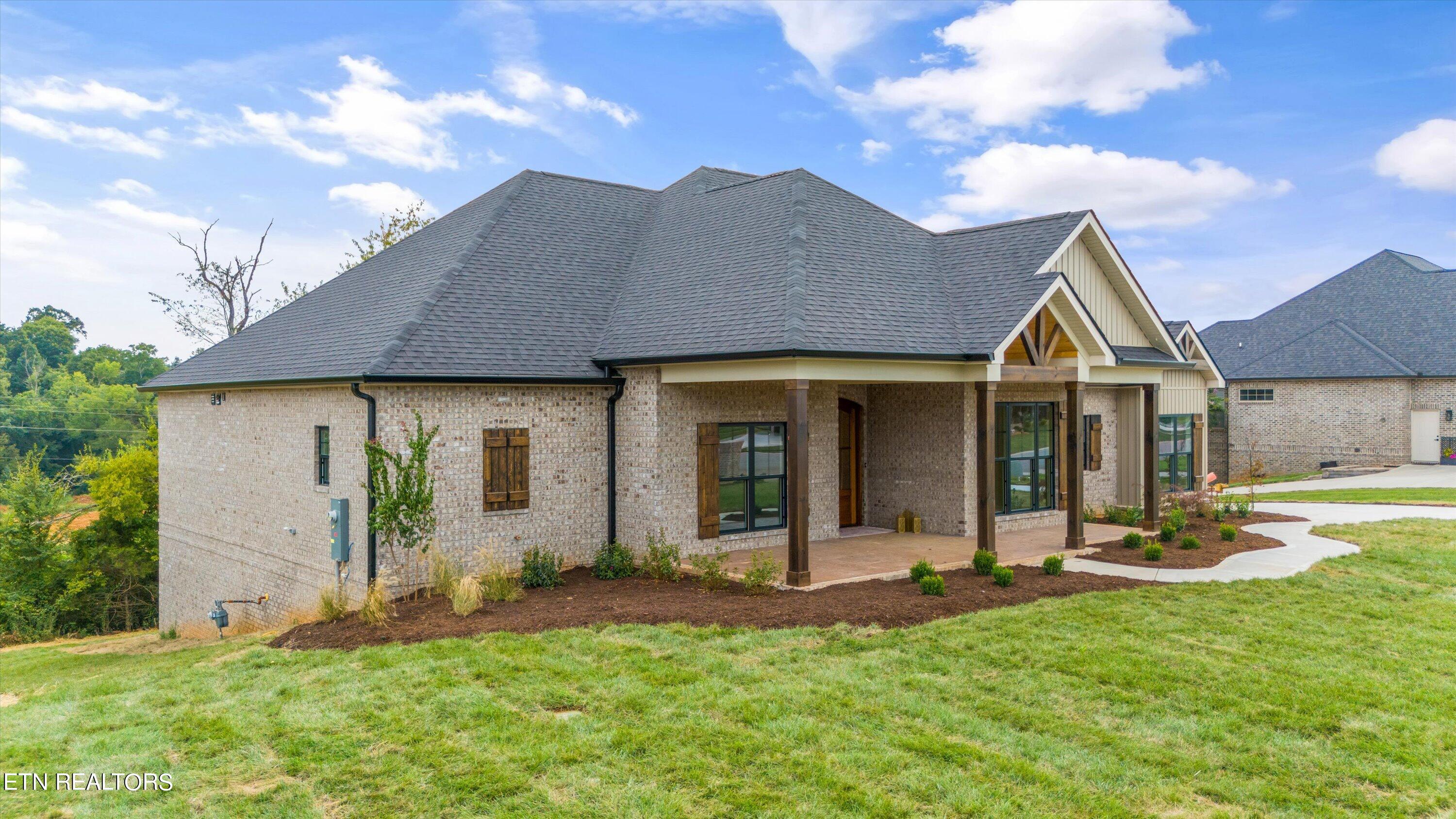 3355 Old Plantation Way Maryville TN 37804
