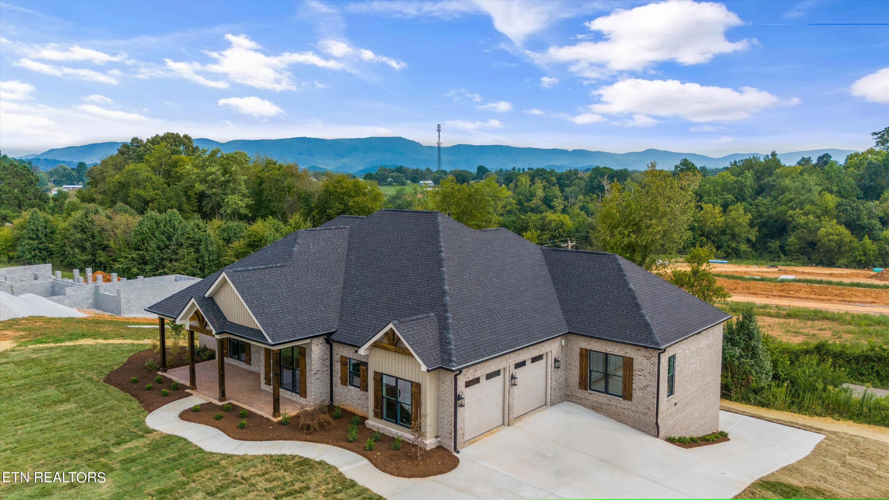 3355 Old Plantation Way Maryville TN 37804