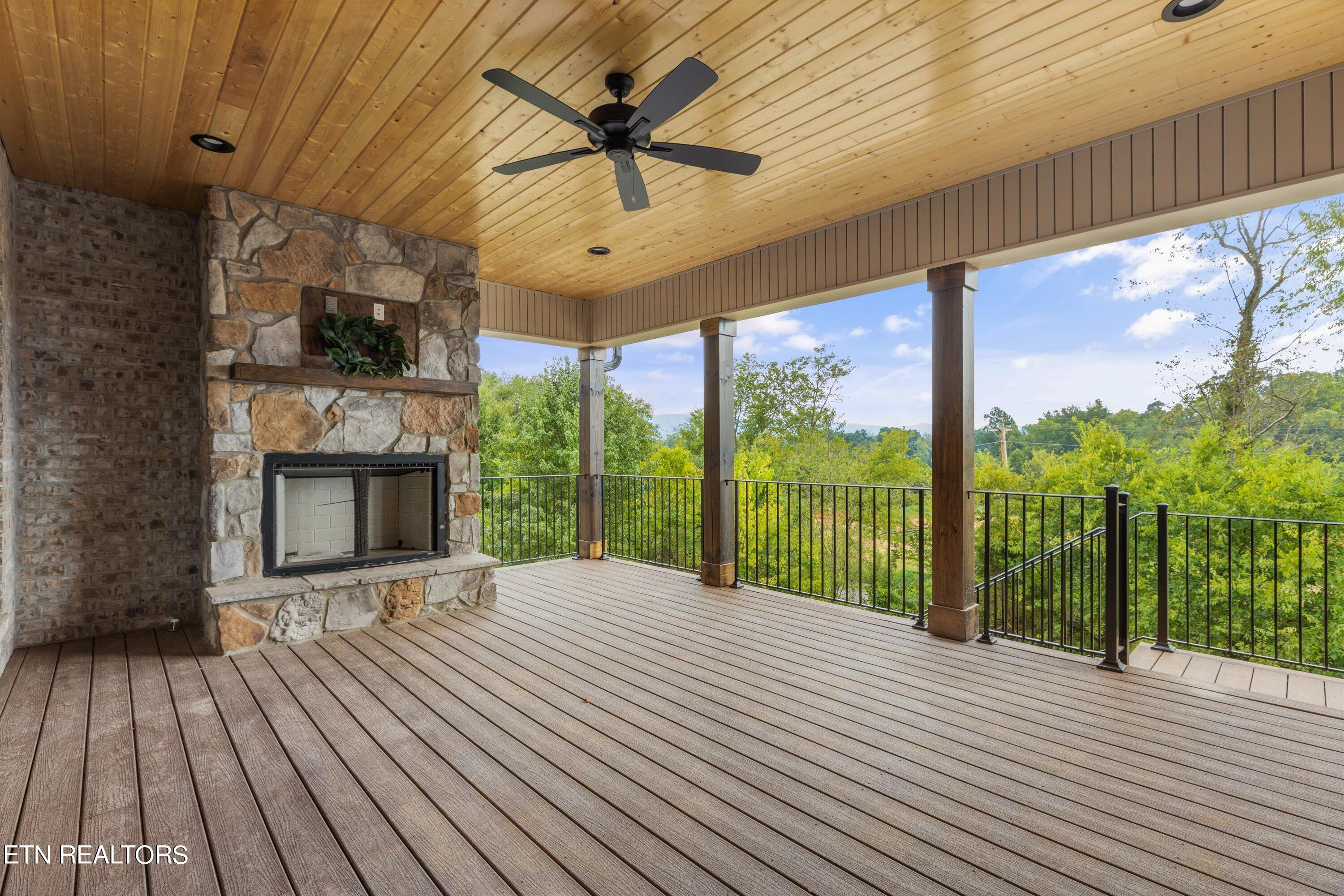 3355 Old Plantation Way Maryville TN 37804