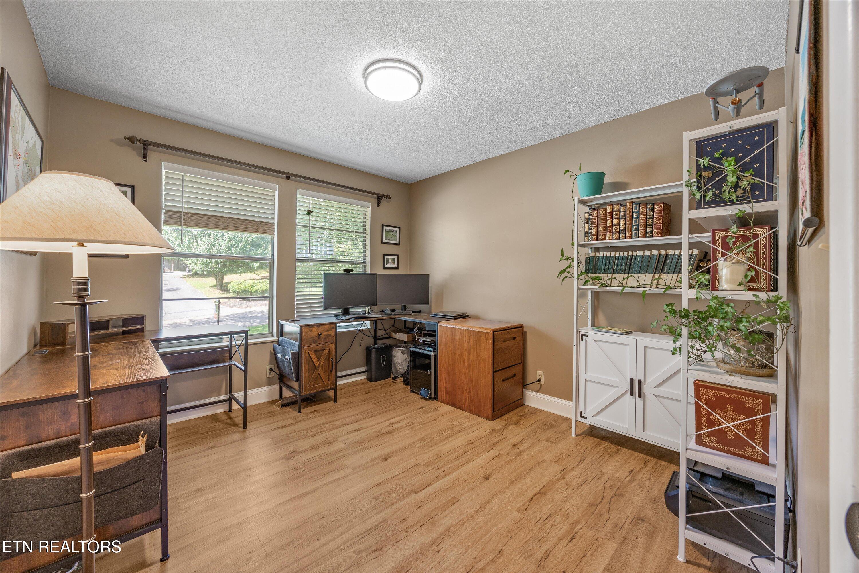 8928 Moneymaker Drive Knoxville TN 37923