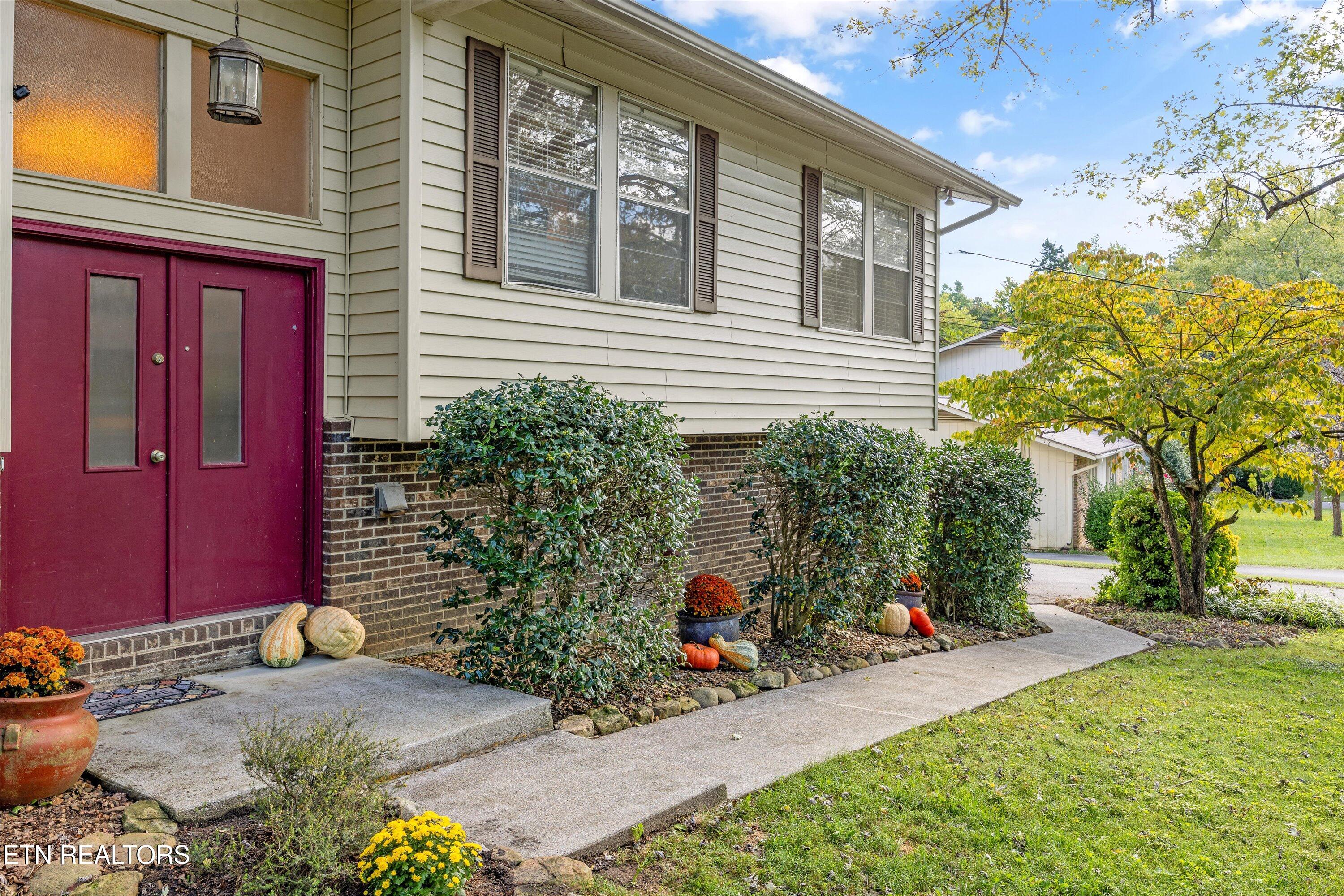 8928 Moneymaker Drive Knoxville TN 37923
