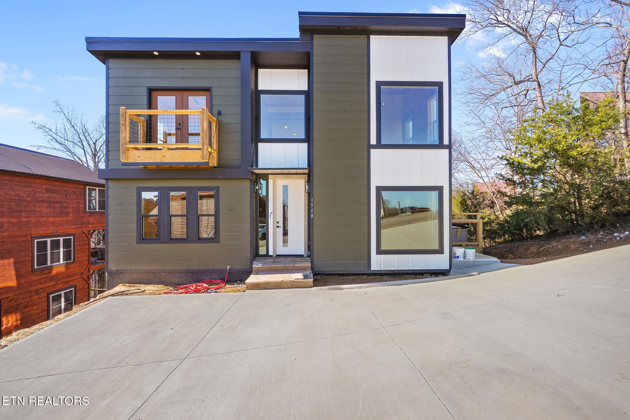 1568 Rainbow Ridge Way Sevierville TN 37862