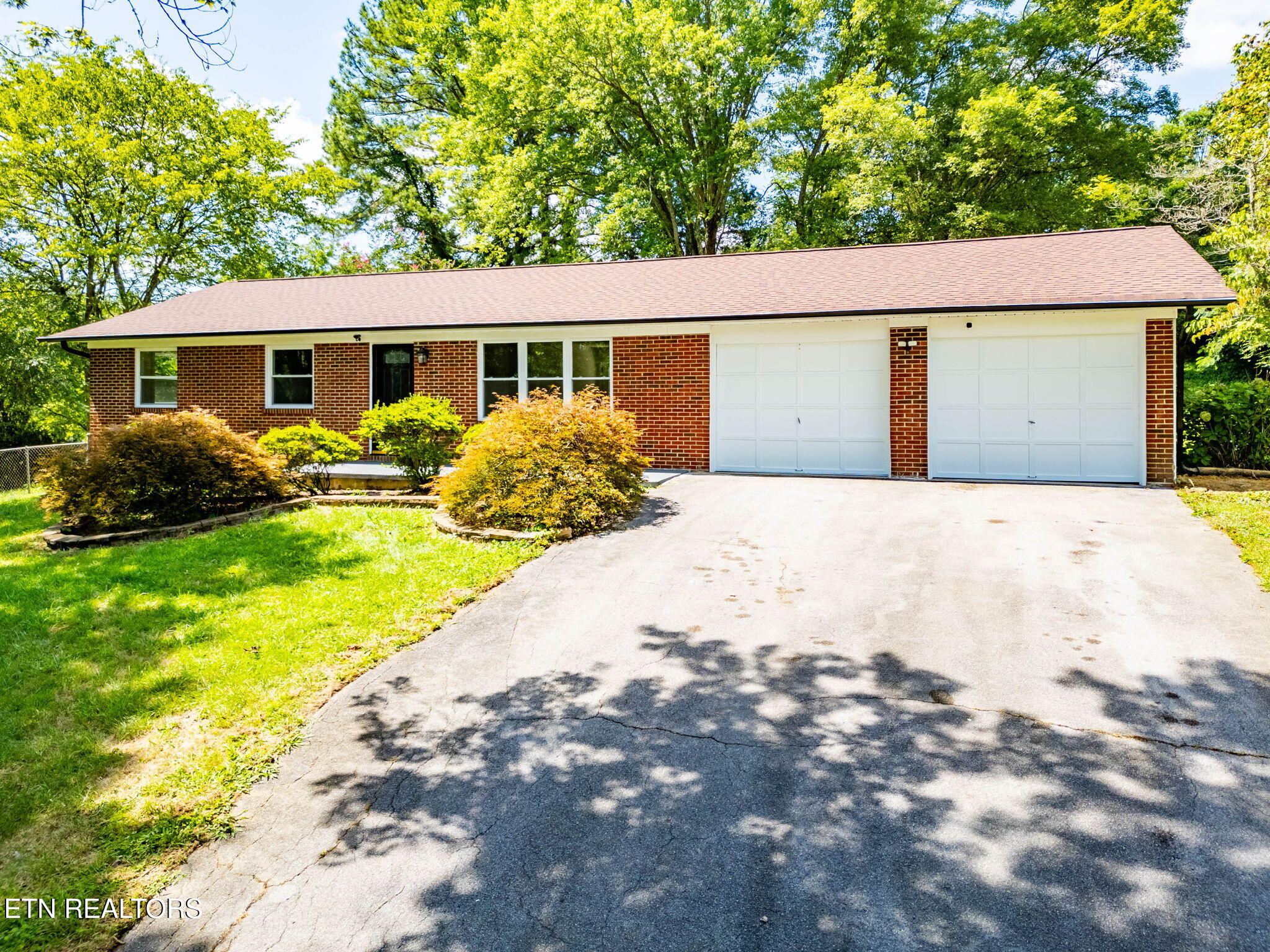 6621 Lambent Lane Knoxville TN 37918