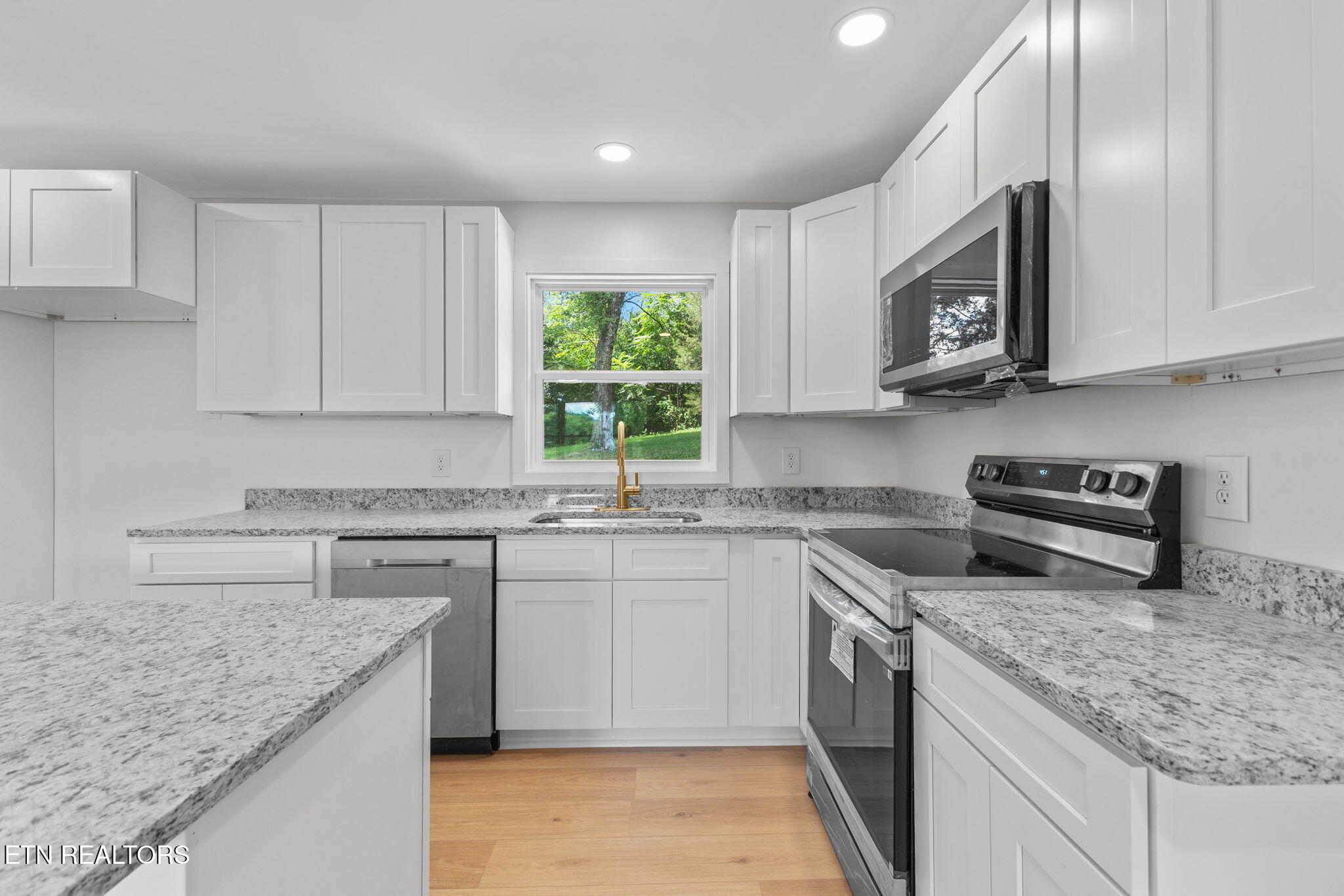 6621 Lambent Lane Knoxville TN 37918