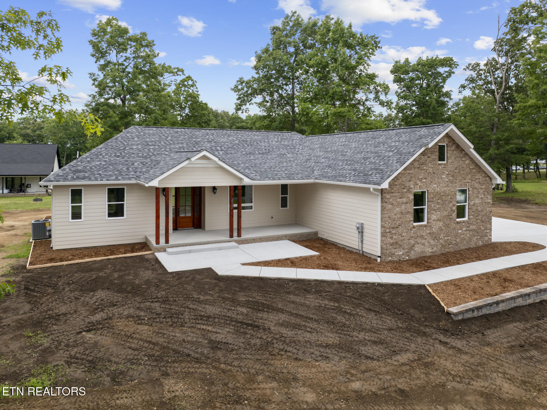 427 Bluff View Lp Crossville TN 38571