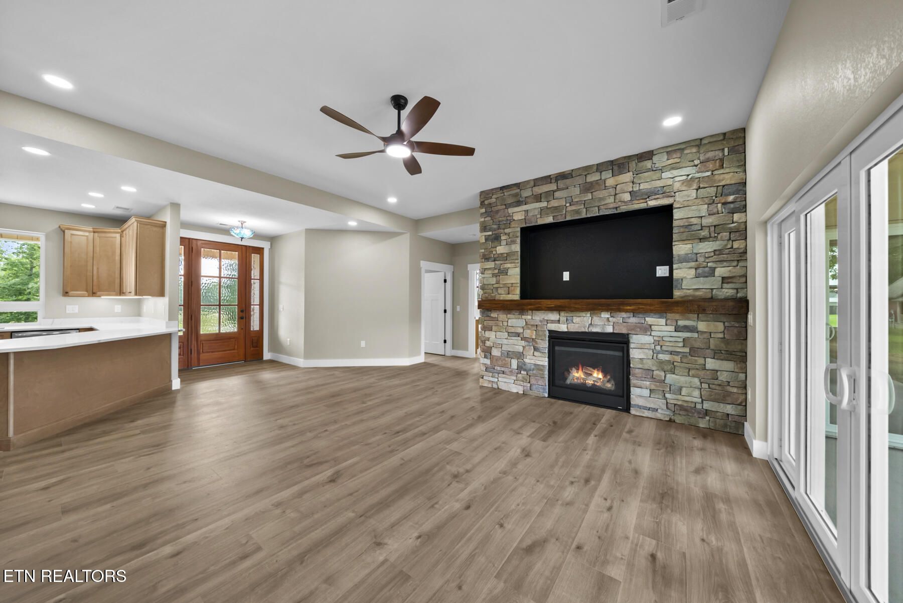 427 Bluff View Lp Crossville TN 38571