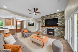 427 Bluff View Lp Crossville TN 38571