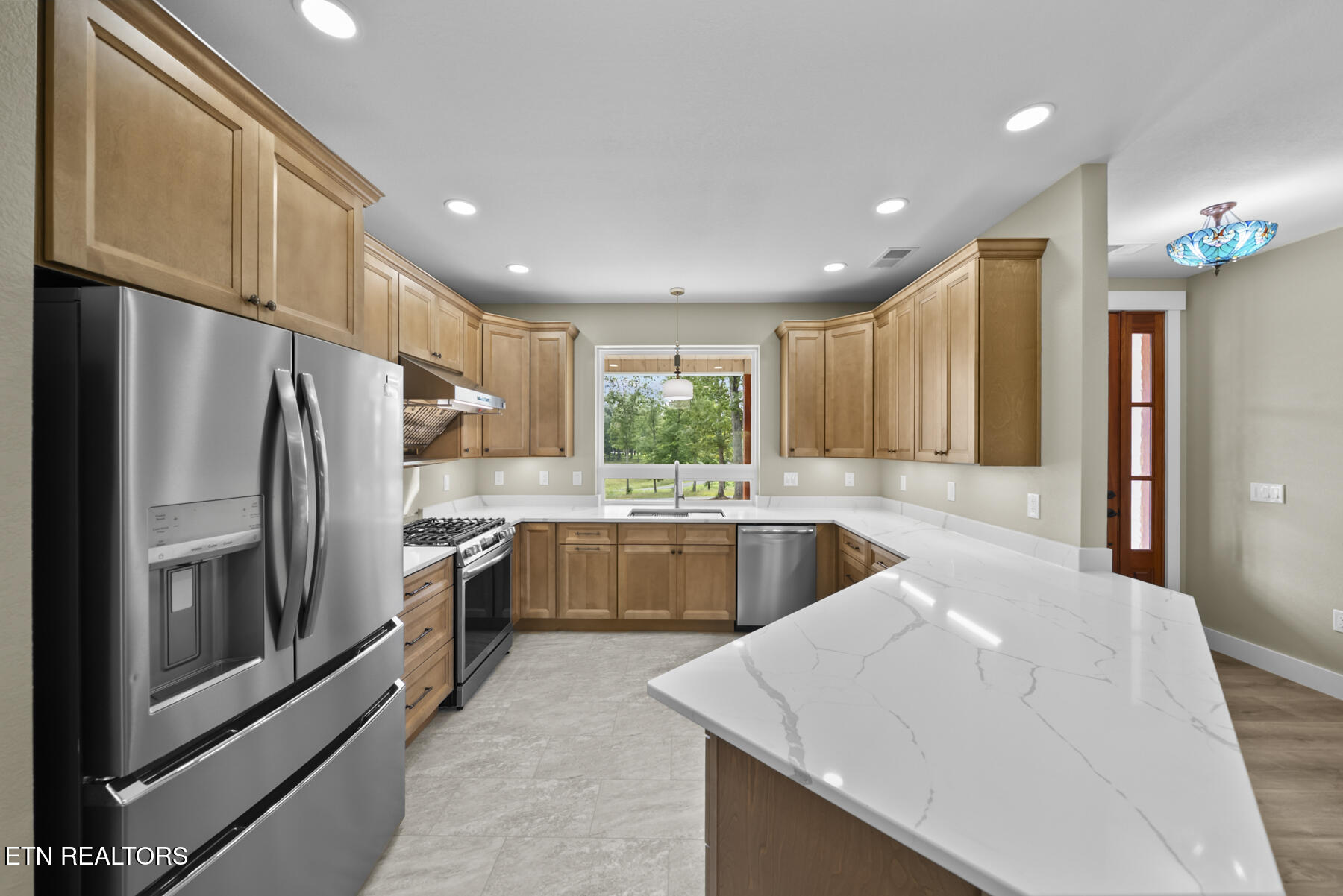 427 Bluff View Lp Crossville TN 38571
