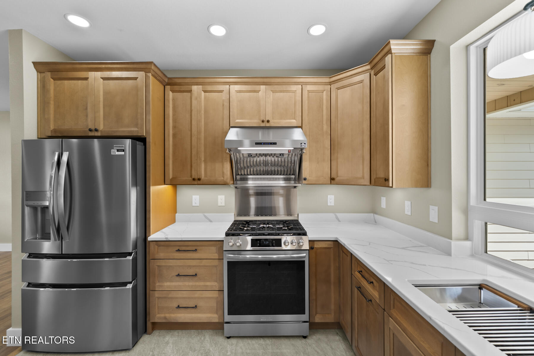 427 Bluff View Lp Crossville TN 38571
