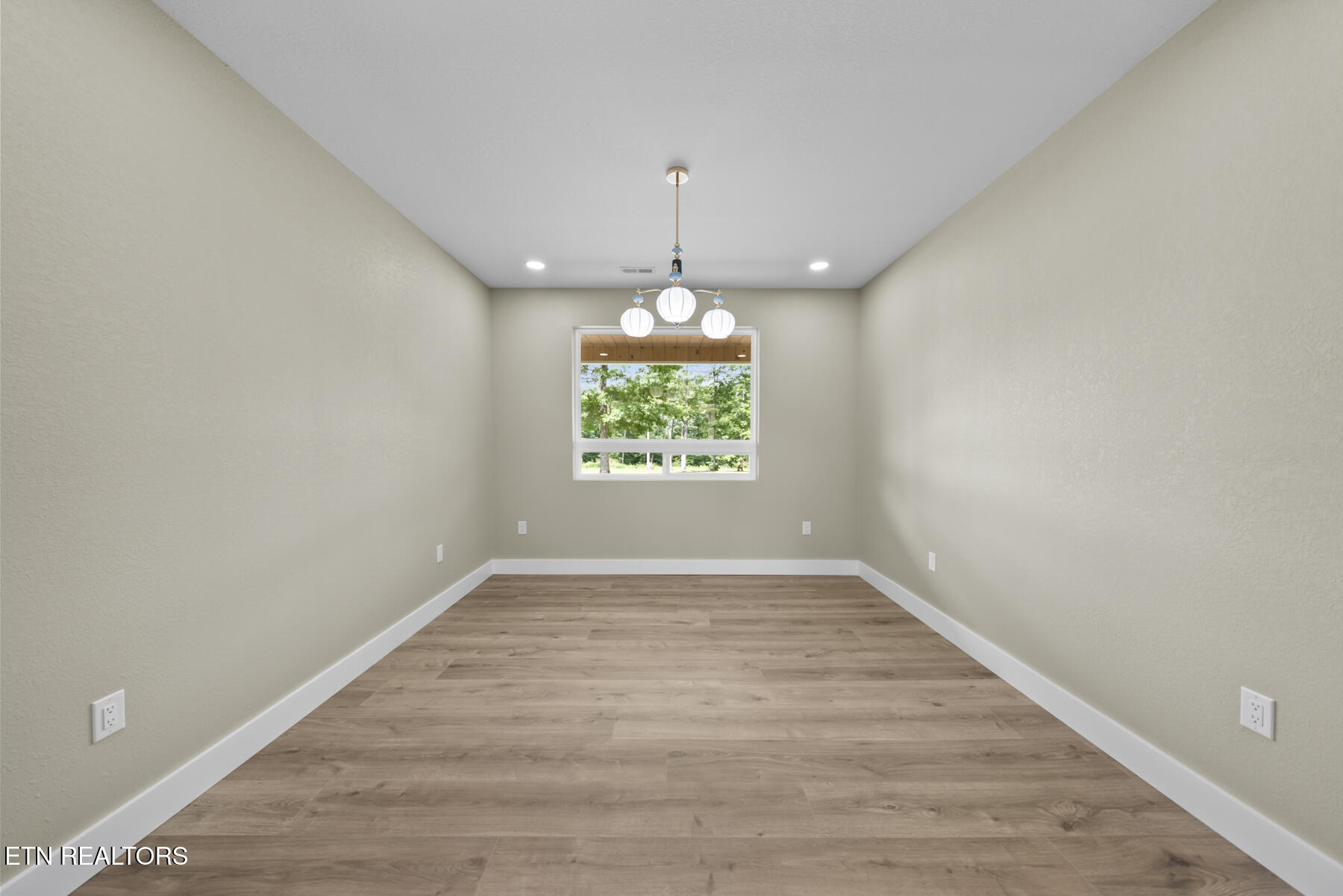 427 Bluff View Lp Crossville TN 38571
