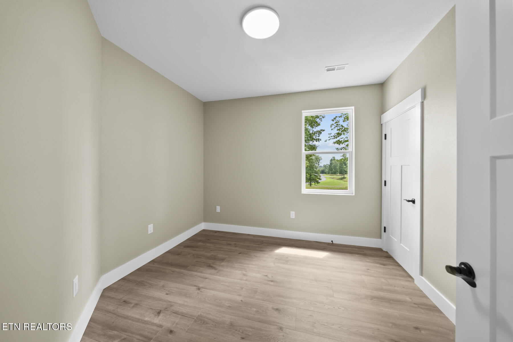 427 Bluff View Lp Crossville TN 38571