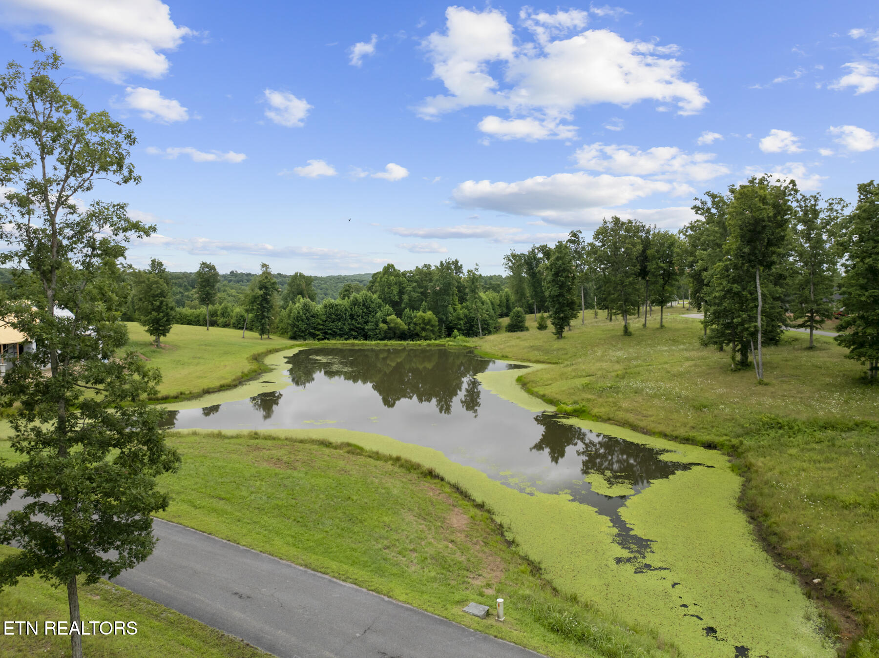 427 Bluff View Lp Crossville TN 38571