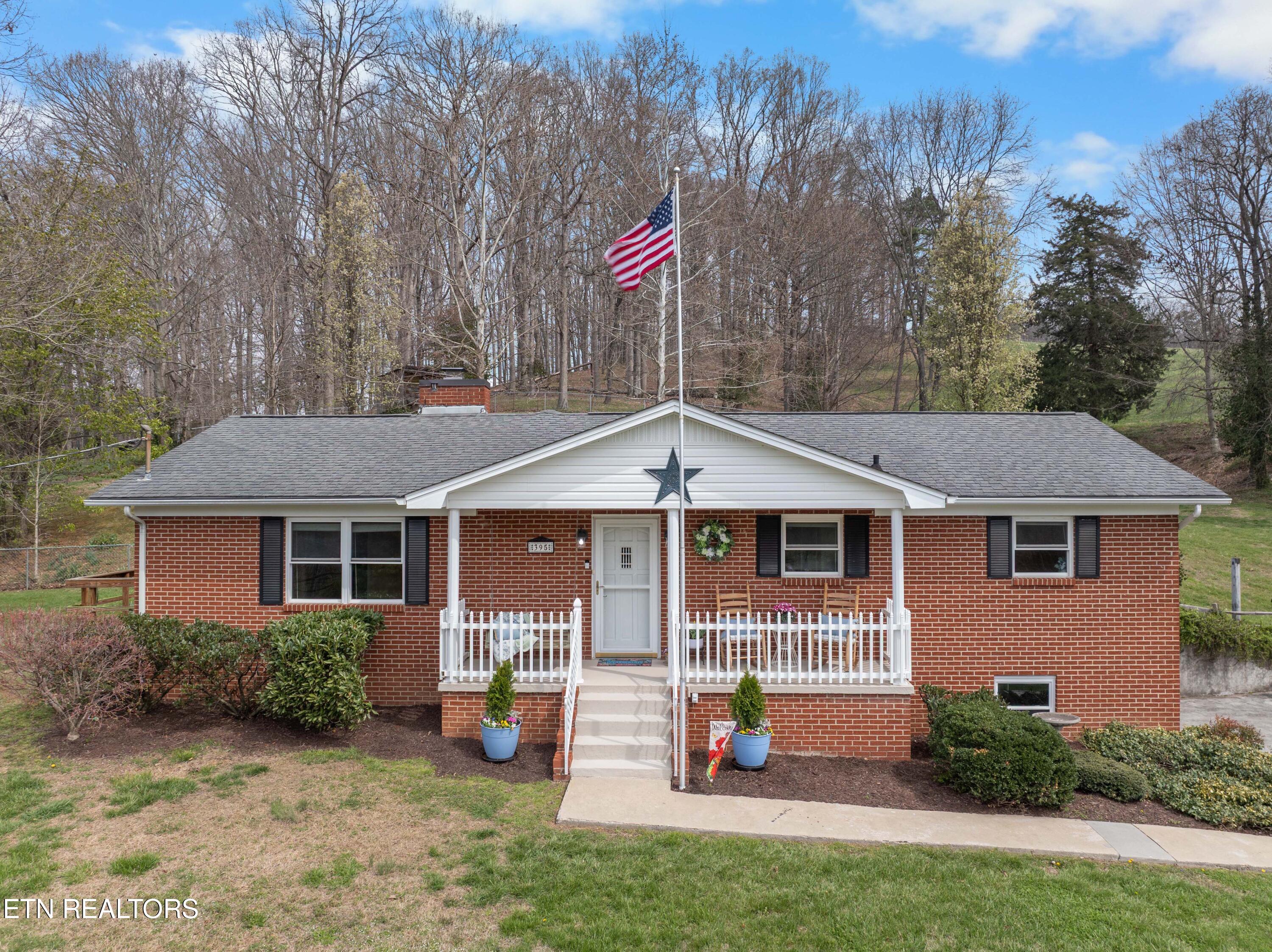 395 Wolfe Road Luttrell TN 37779