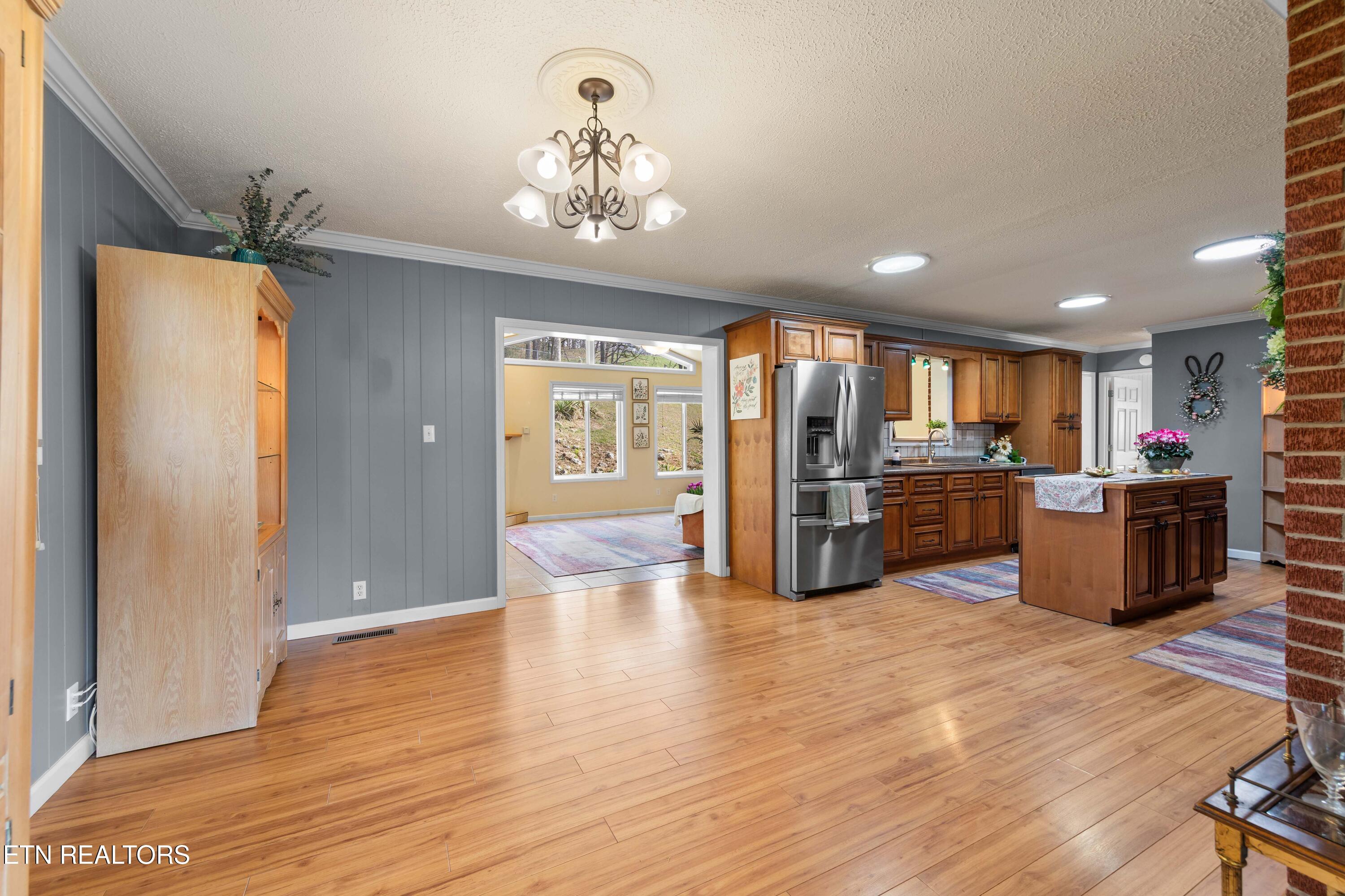 395 Wolfe Road Luttrell TN 37779