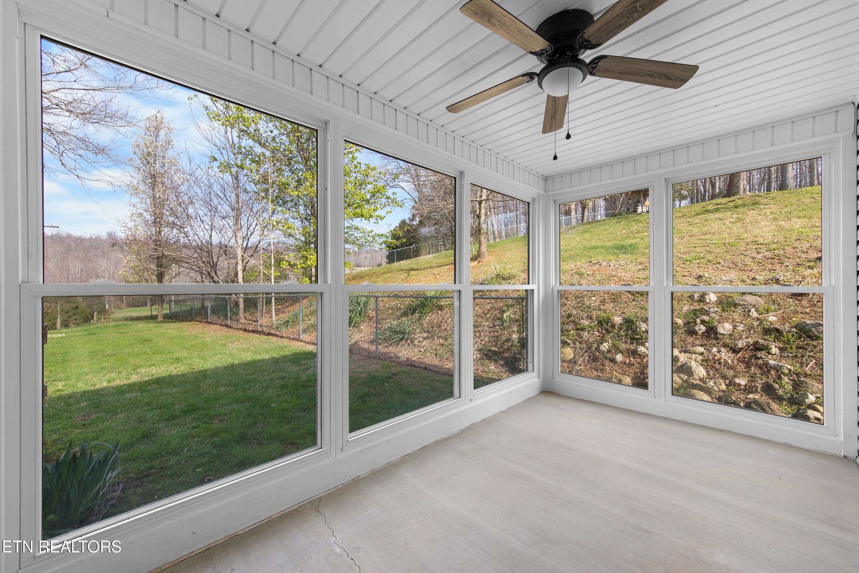 395 Wolfe Road Luttrell TN 37779