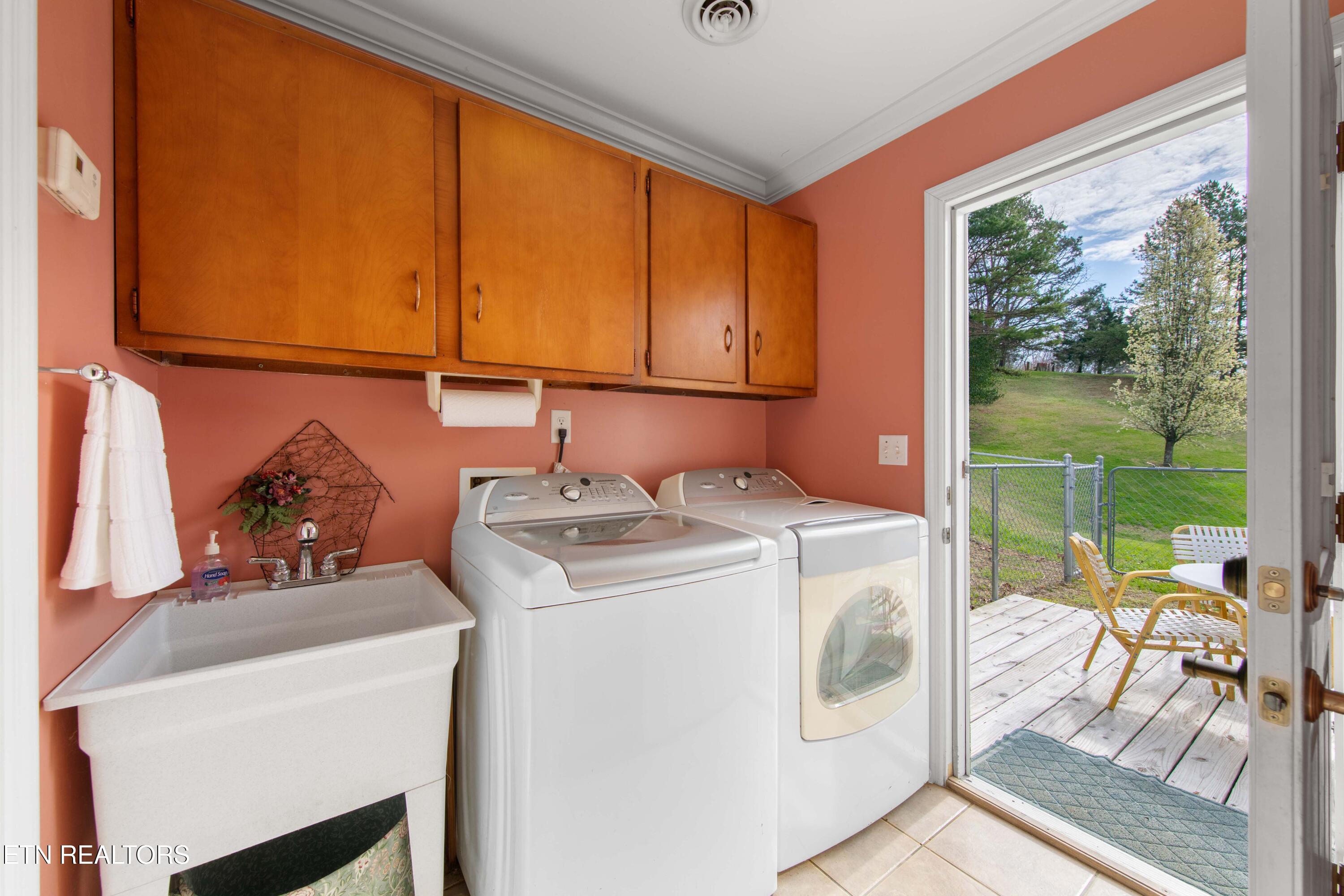 395 Wolfe Road Luttrell TN 37779