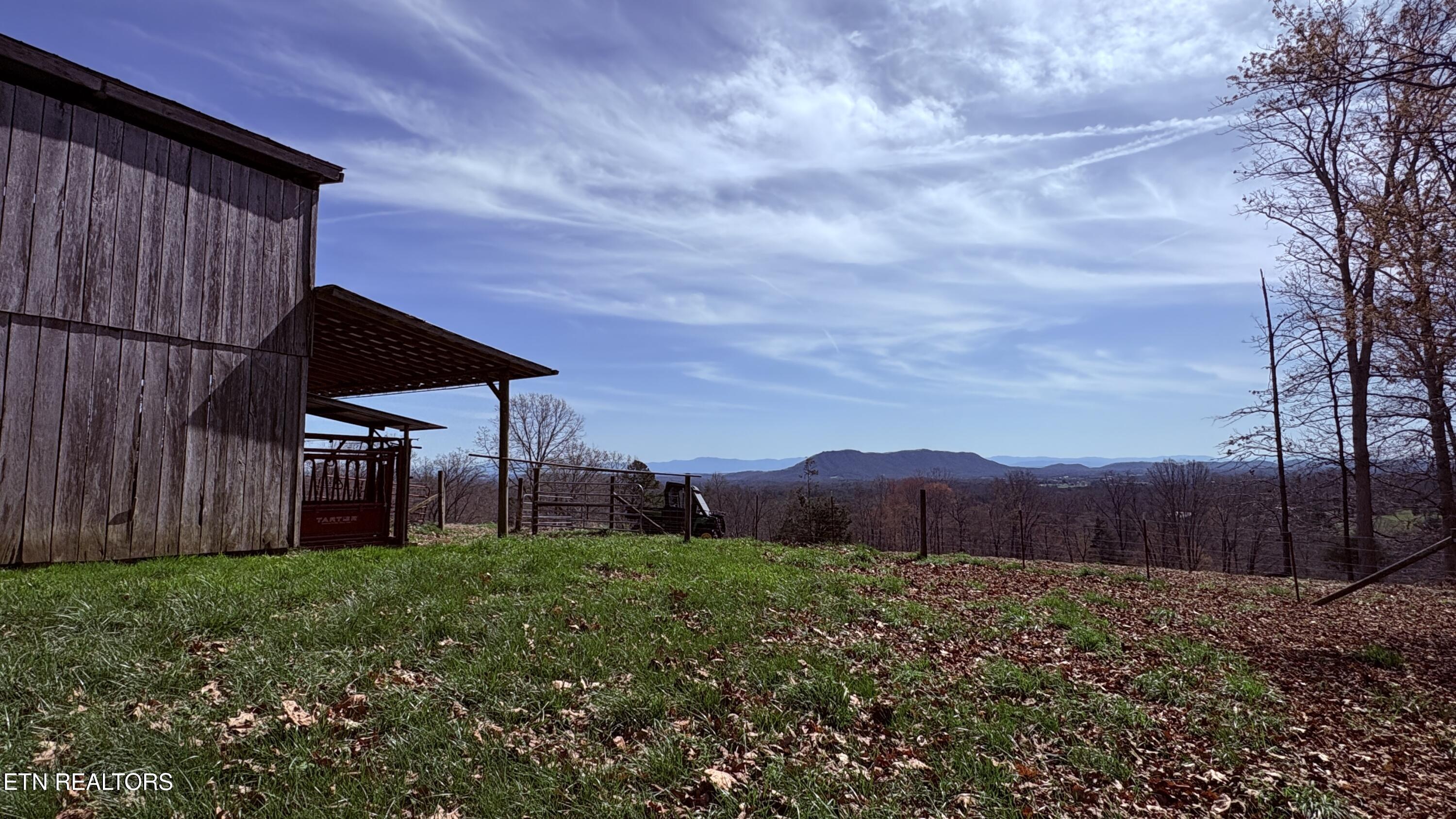 395 Wolfe Road Luttrell TN 37779