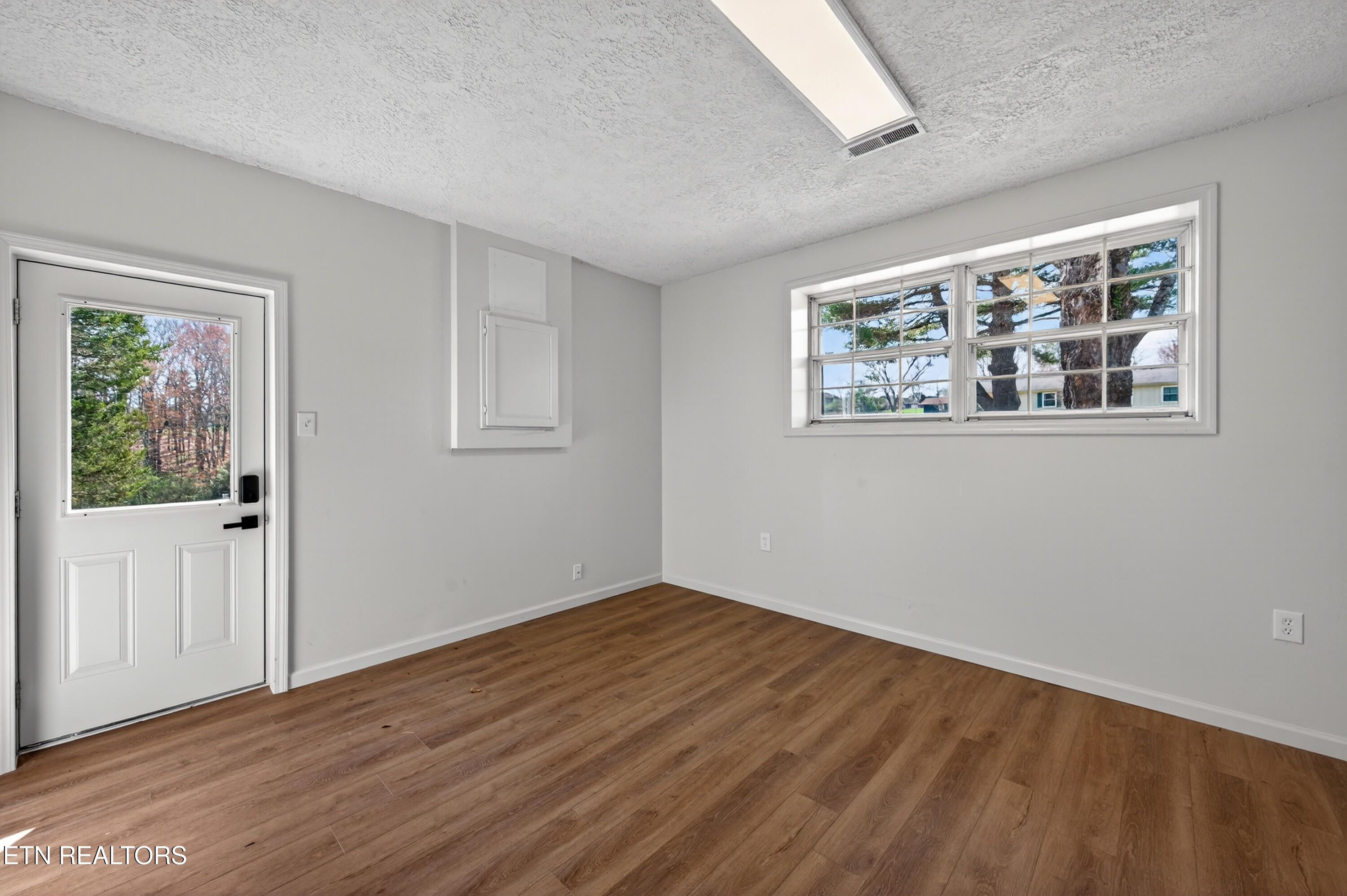 1205 Hoss Road Powell TN 37849