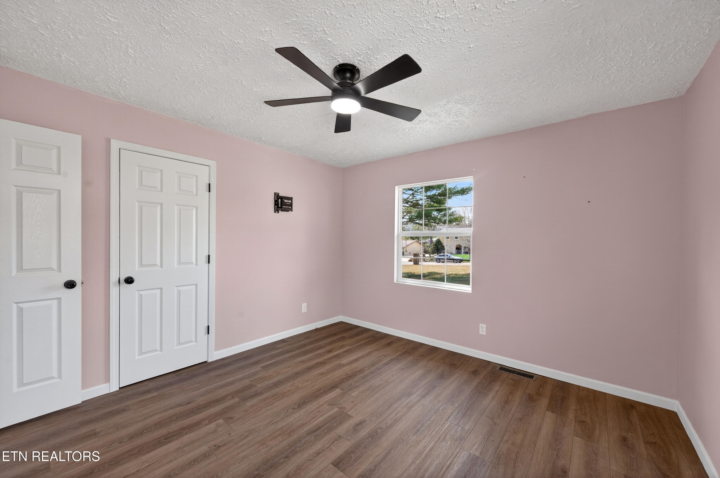 1205 Hoss Road Powell TN 37849