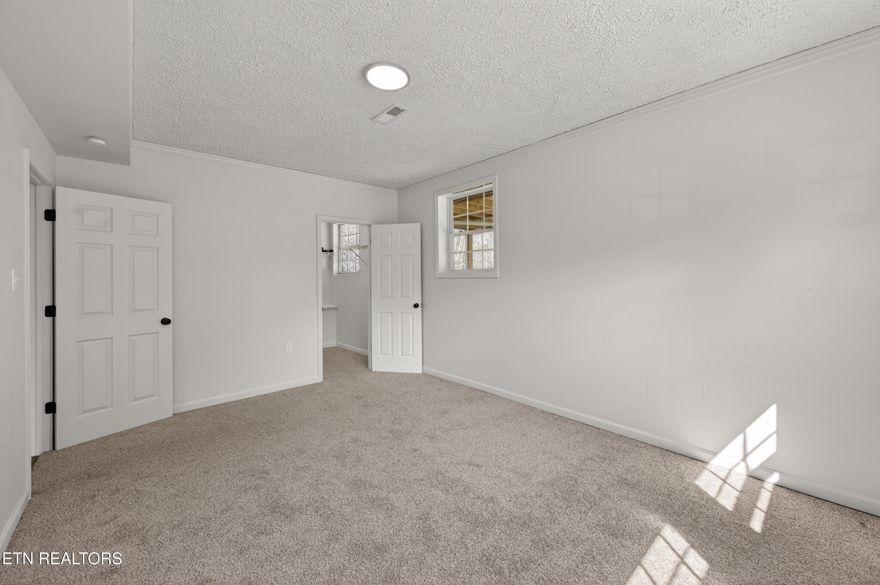 1205 Hoss Road Powell TN 37849