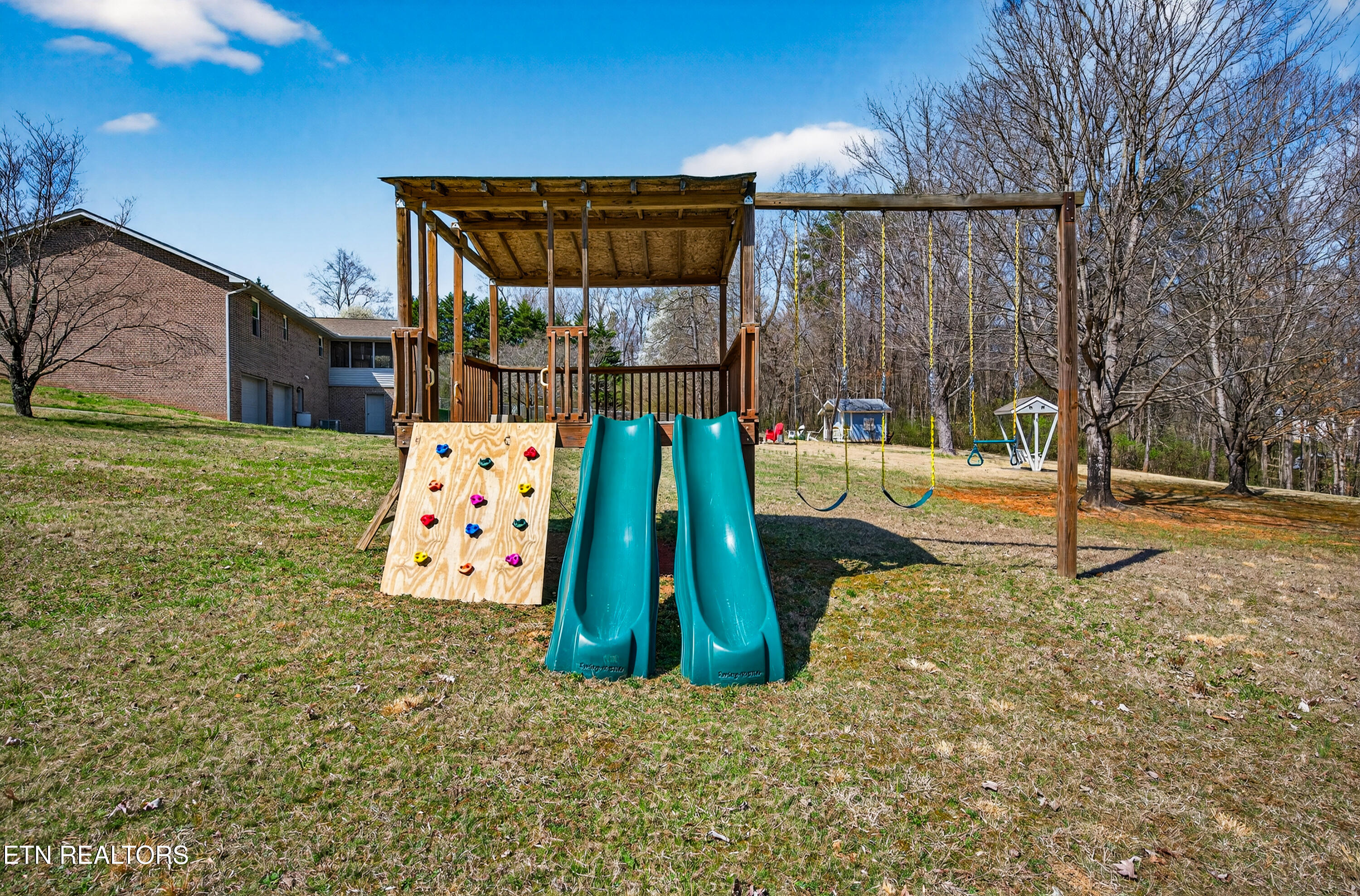 1205 Hoss Road Powell TN 37849