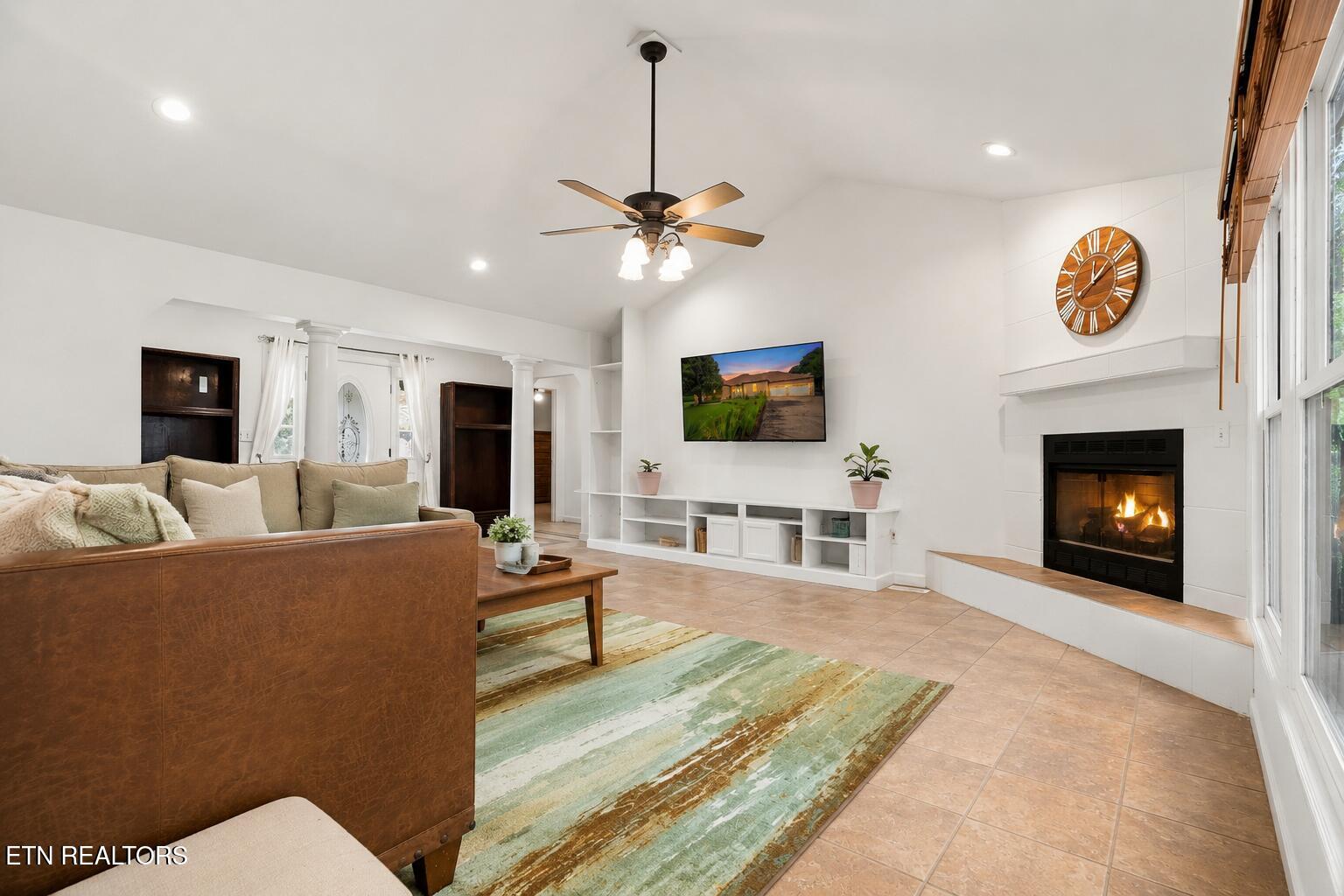 2070 James Road Sevierville TN 37876