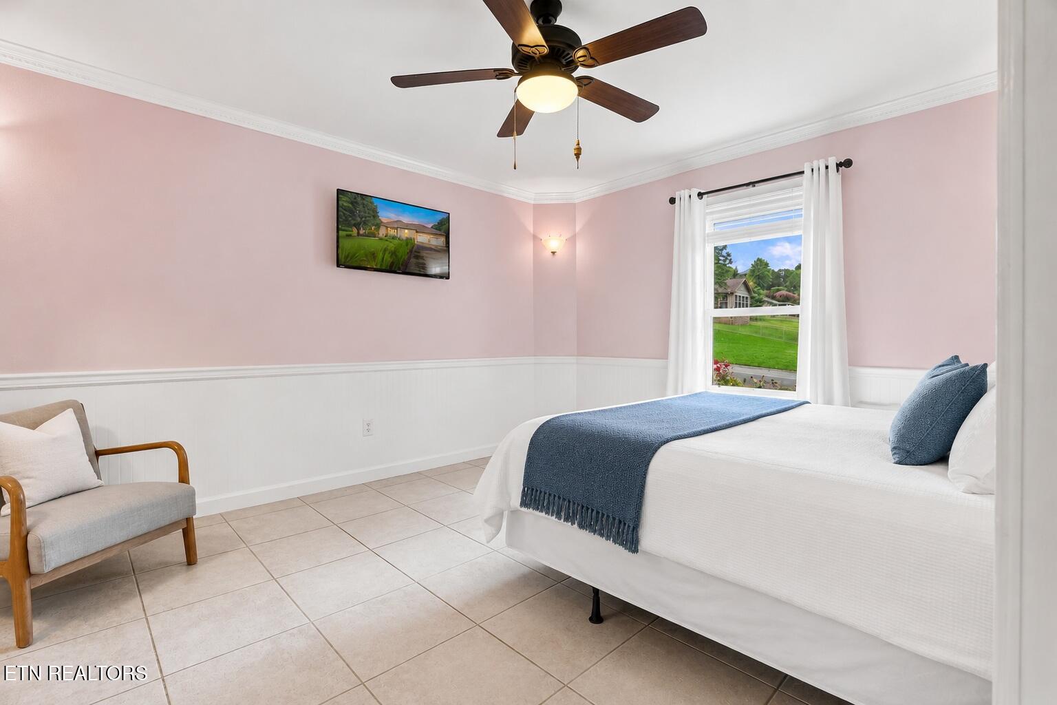 2070 James Road Sevierville TN 37876