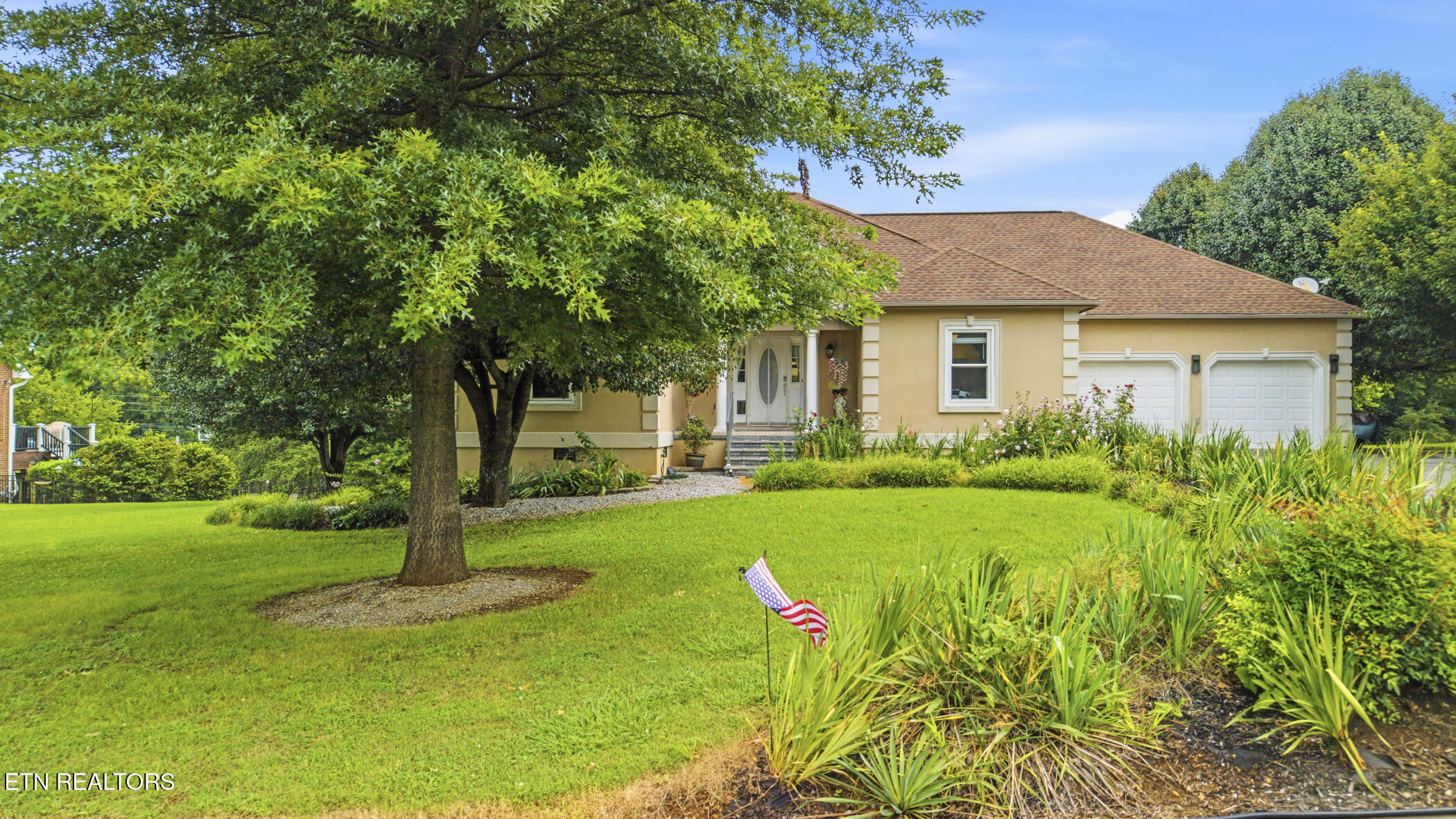 2070 James Road Sevierville TN 37876
