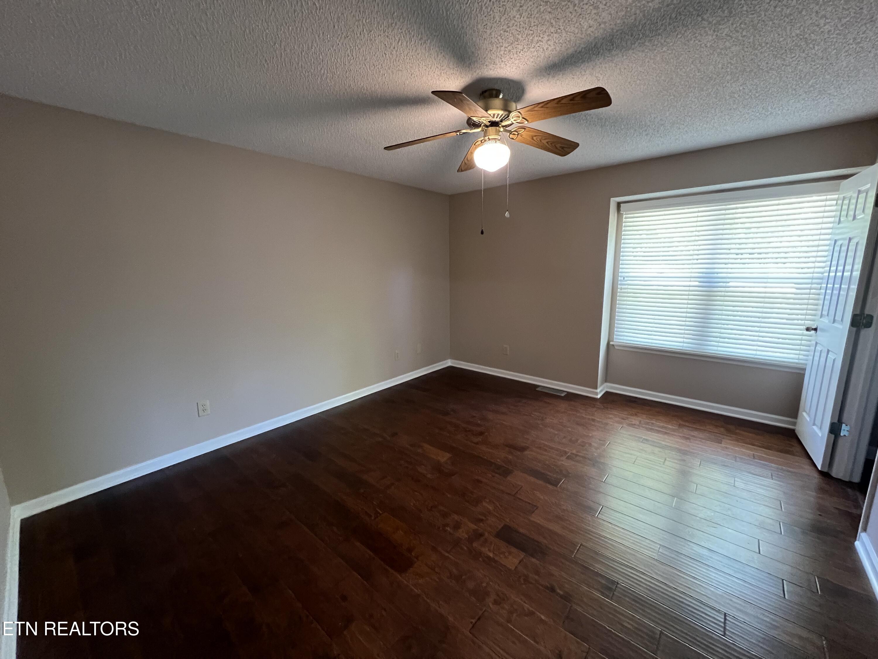 132 Cromwell Lane Crossville TN 38558