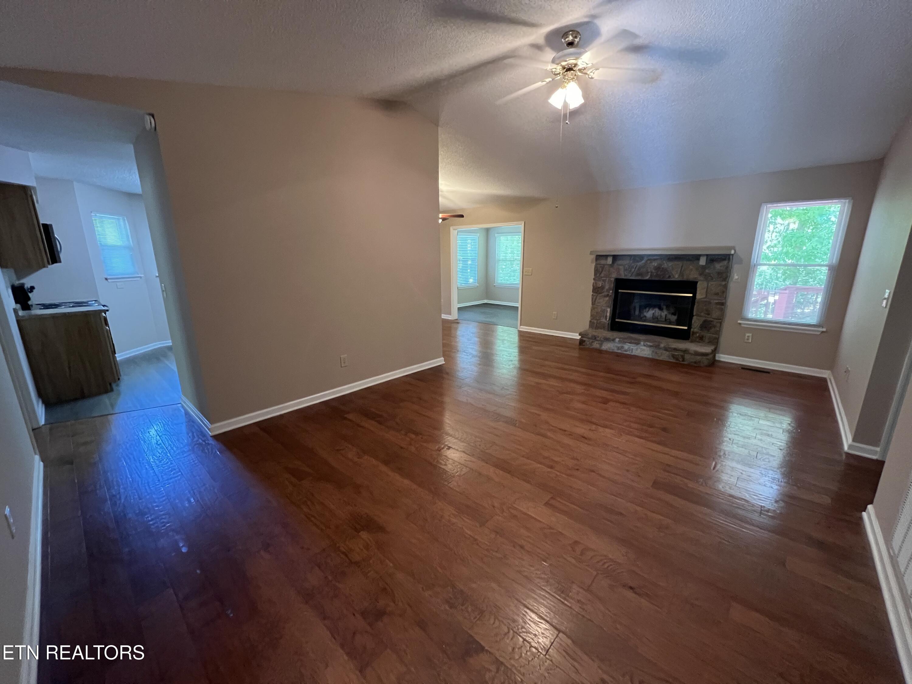 132 Cromwell Lane Crossville TN 38558