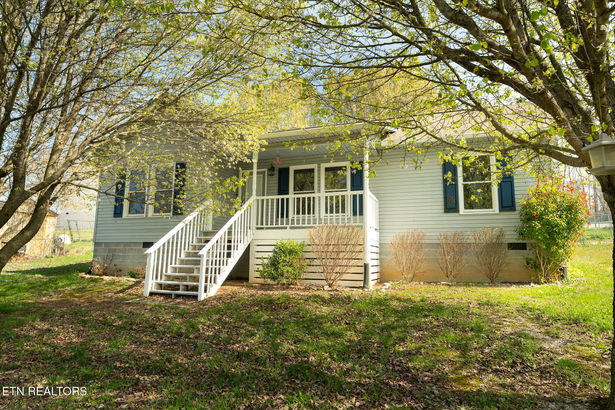 109 Miles Lane Lafollette TN 37766