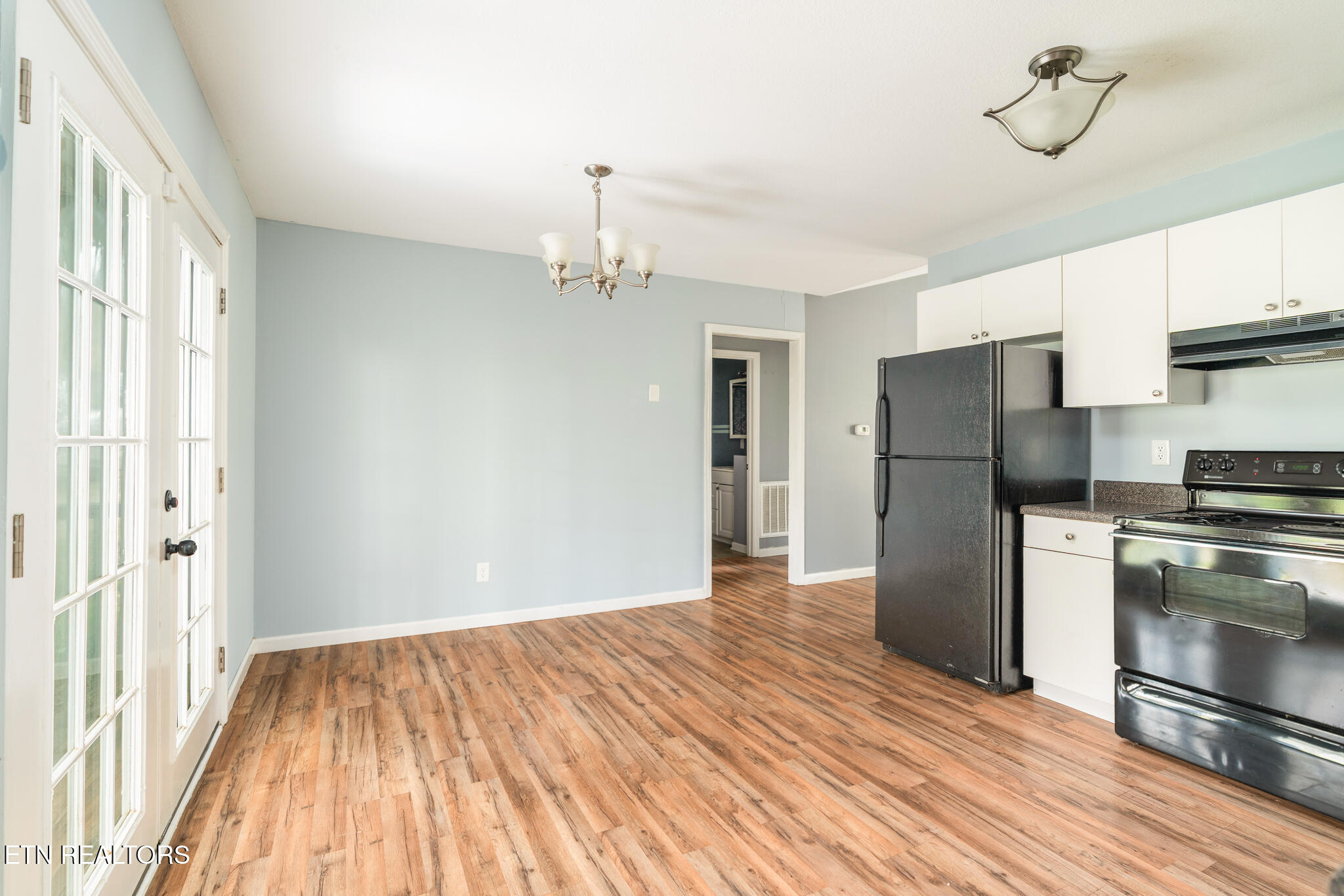 109 Miles Lane Lafollette TN 37766
