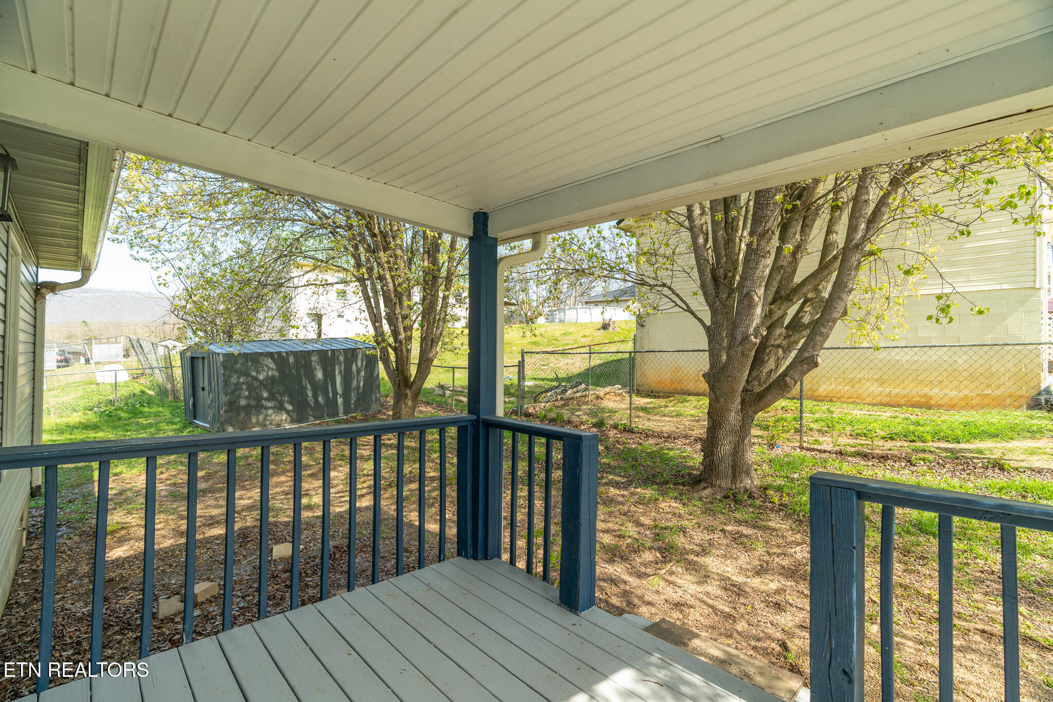 109 Miles Lane Lafollette TN 37766