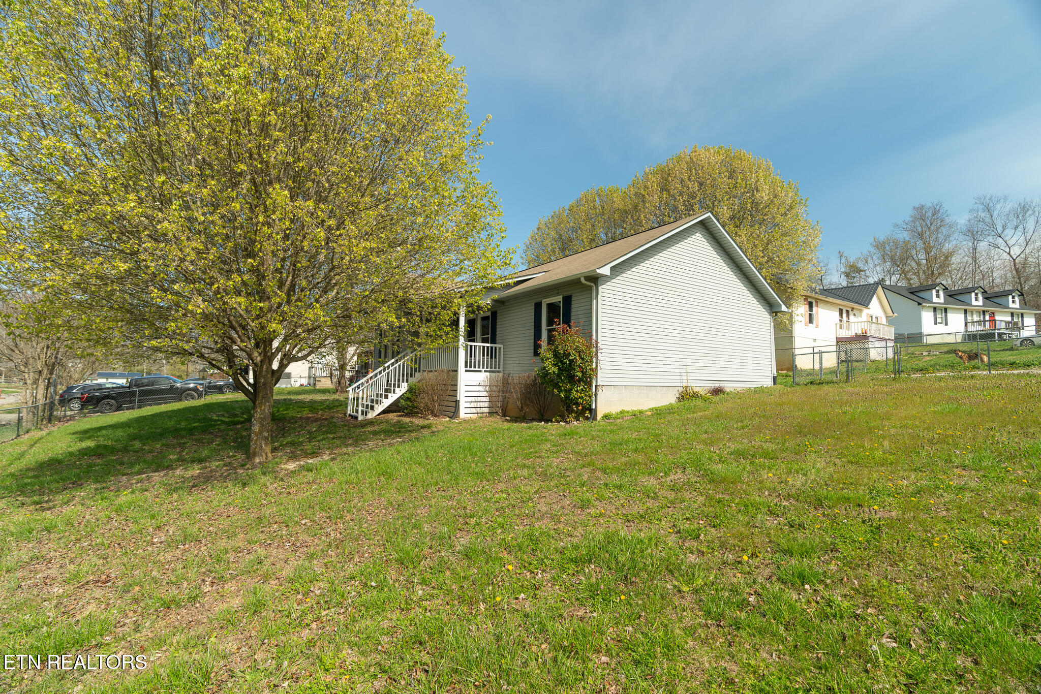109 Miles Lane Lafollette TN 37766